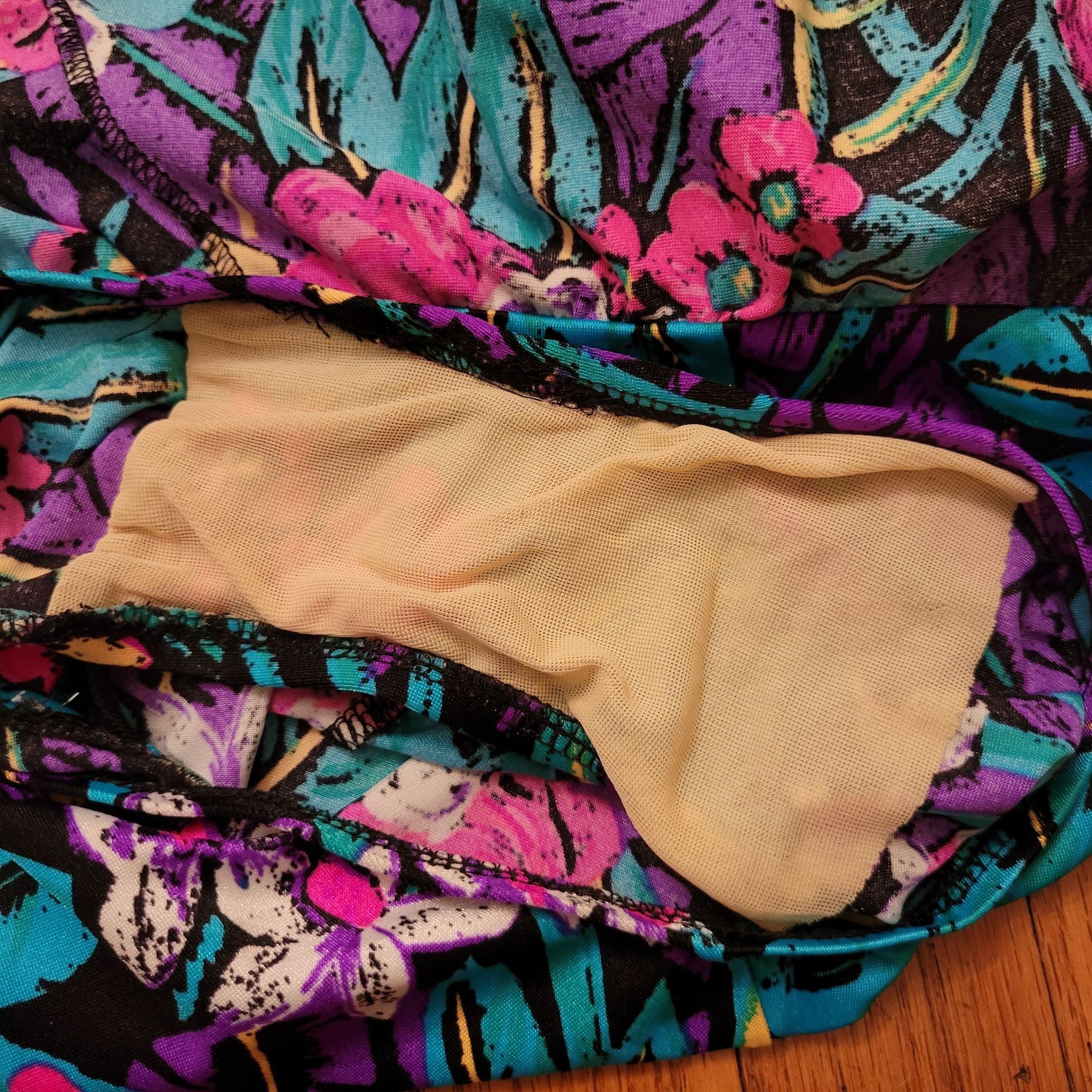 Vintage Vintage Mainstream Floral Swimsuit 10 Full Coverage One Piec Size ONE SIZE - 8 Thumbnail