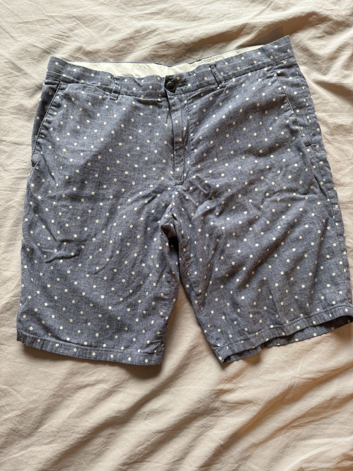 Polka-dot lightweight chambray shorts