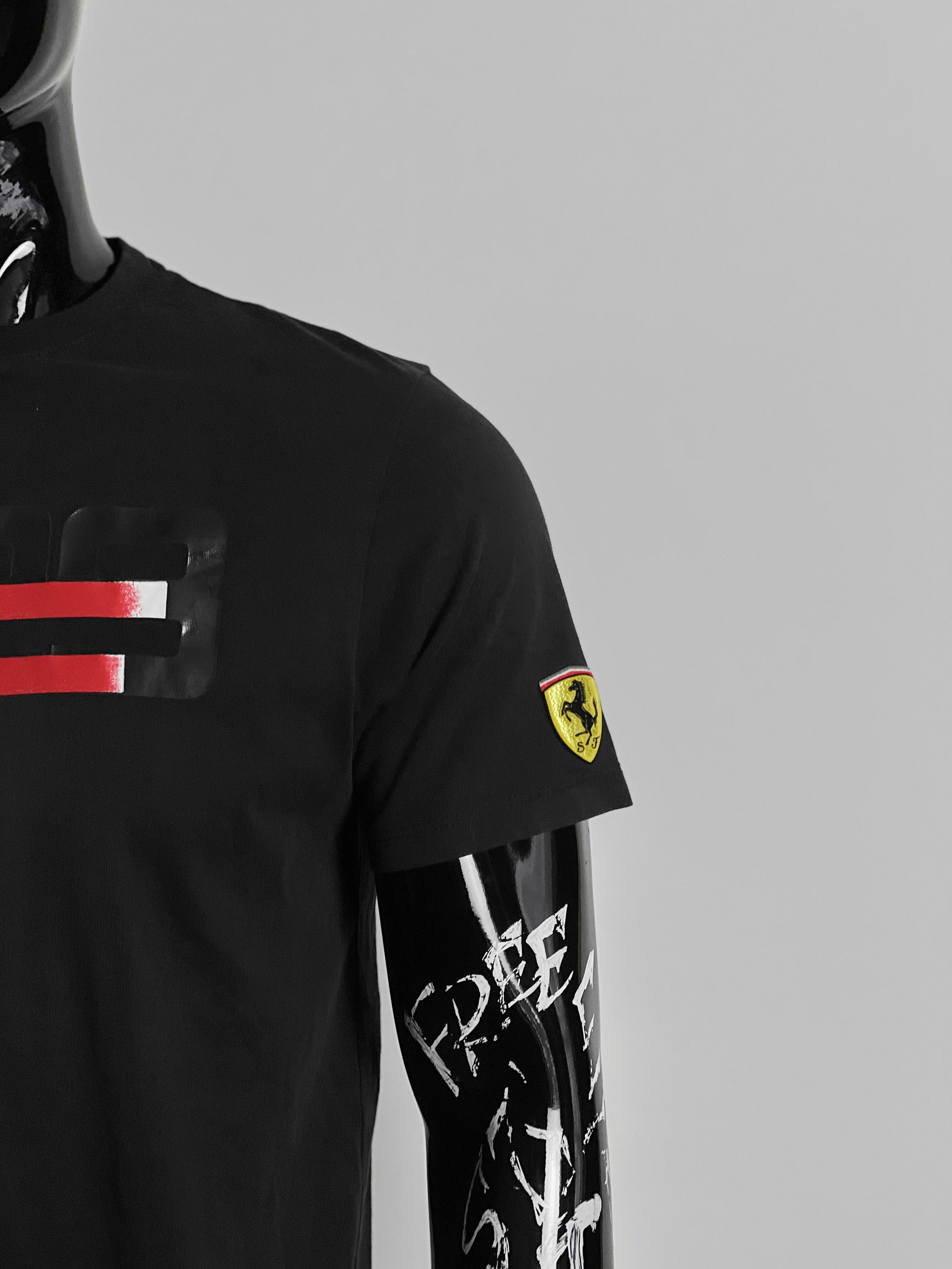 Ferrari Ferrari Oficial Product 017031053 Men`s T-shirt Size US M / EU 48-50 / 2 - 12 Thumbnail