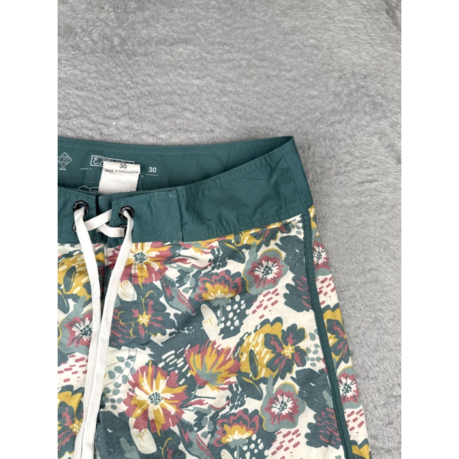 Vintage Ezekiel Women Board Shorts 30 Green Floral 2 Way Stretch Nylon Cotton 30x8 Pockets Size ONE SIZE - 5 Thumbnail