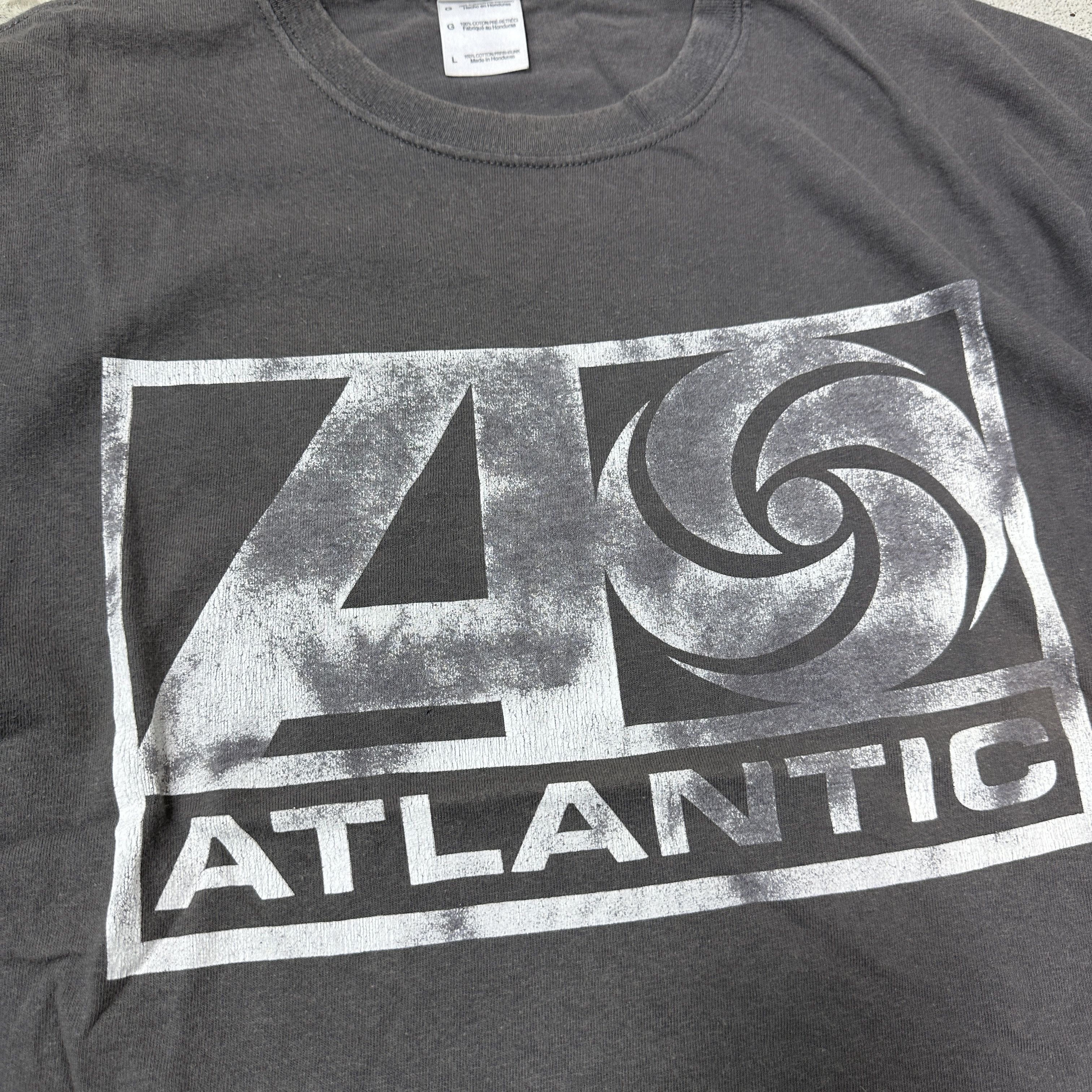 Vintage Vintage Streetwear Sporty Atlantic Printed T-shirt Y2K Size US L / EU 52-54 / 3 - 2 Thumbnail