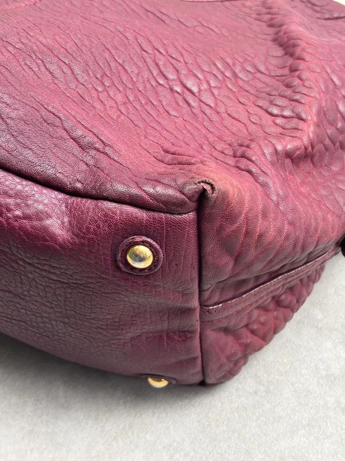 Yves Saint Laurent Yves Saint Laurent Bordeaux Leather Quilted Handle Bag Size ONE SIZE - 8 Thumbnail