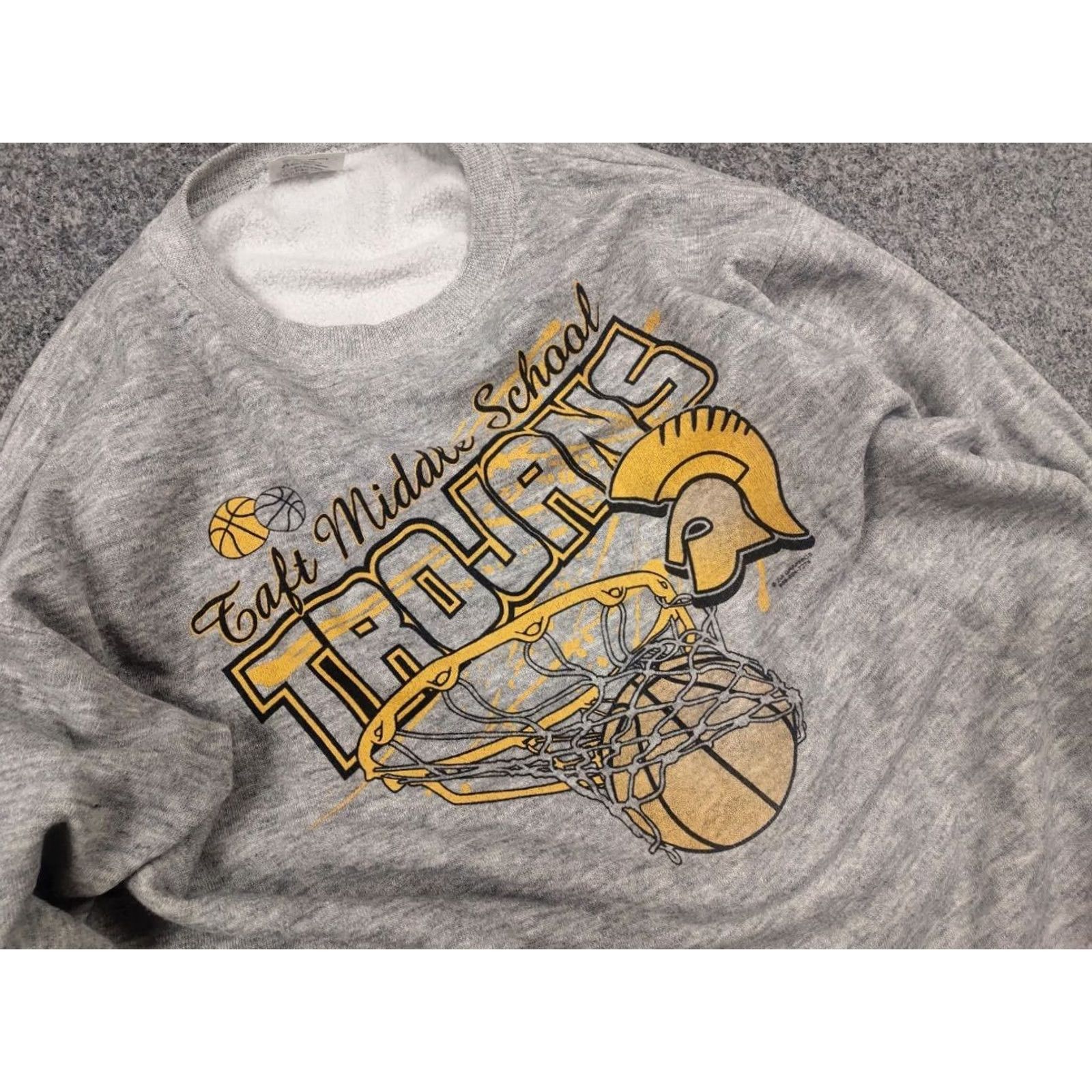 Logo 7 VINTAGE Taft Middle School TROJANS basketball graphics Logo Gray Sweatshirt Size US L / EU 52-54 / 3 - 5 Thumbnail