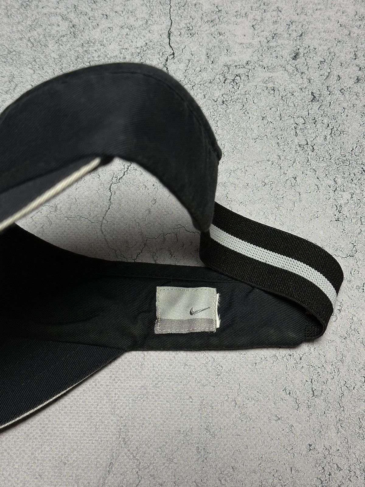 Vintage Vintage Nike Visor Golf Tennis Cap Hat Swoosh Size ONE SIZE - 10 Thumbnail