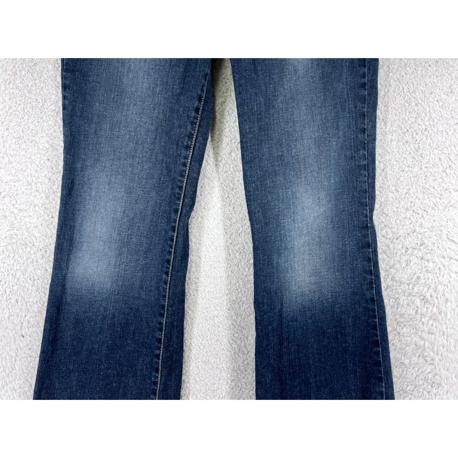 Forever 21 Forever 21 Jeans Womens 30 Blue Denim Flared Low Rise Cotton Blend 28x31 Size 30" / US 8 / IT 44 - 3 Thumbnail