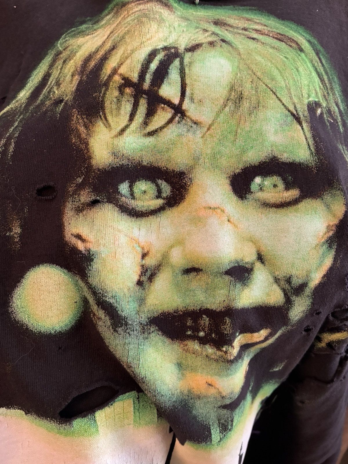Vintage Vintage 90s distressed The Exorcist tee shirt Size US L / EU 52-54 / 3 - 7 Thumbnail