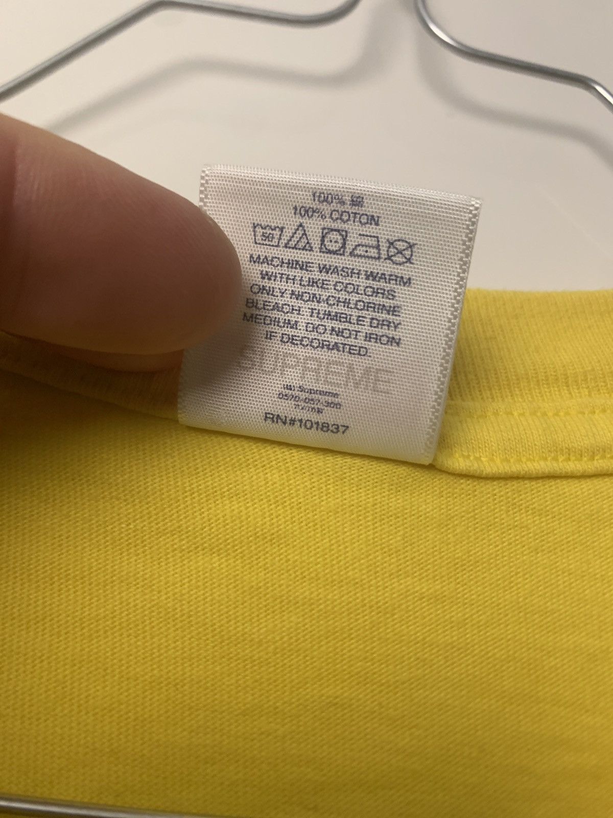 Supreme Logo tshirt Size US XL / EU 56 / 4 - 4 Thumbnail