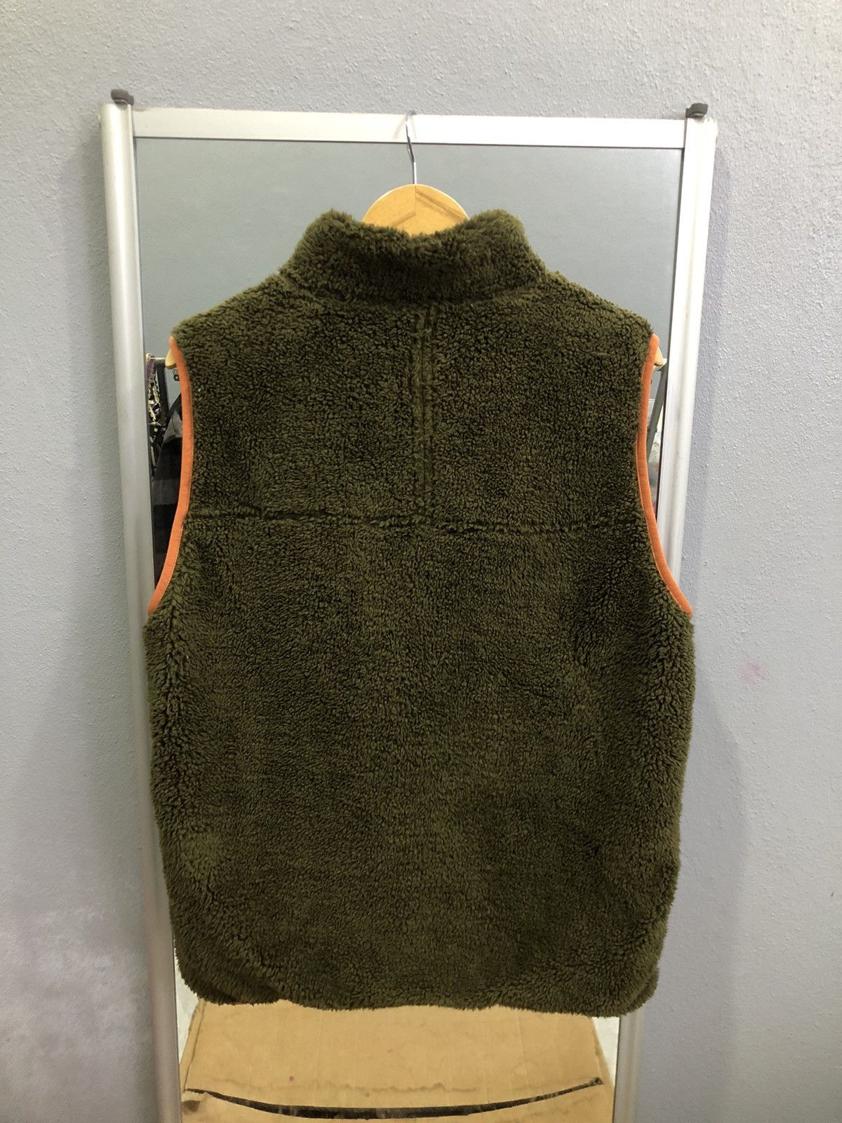 Japanese Brand Titicaca Olive Sherpa Fleece Vest Tribal Panel Size US M / EU 48-50 / 2 - 9 Thumbnail