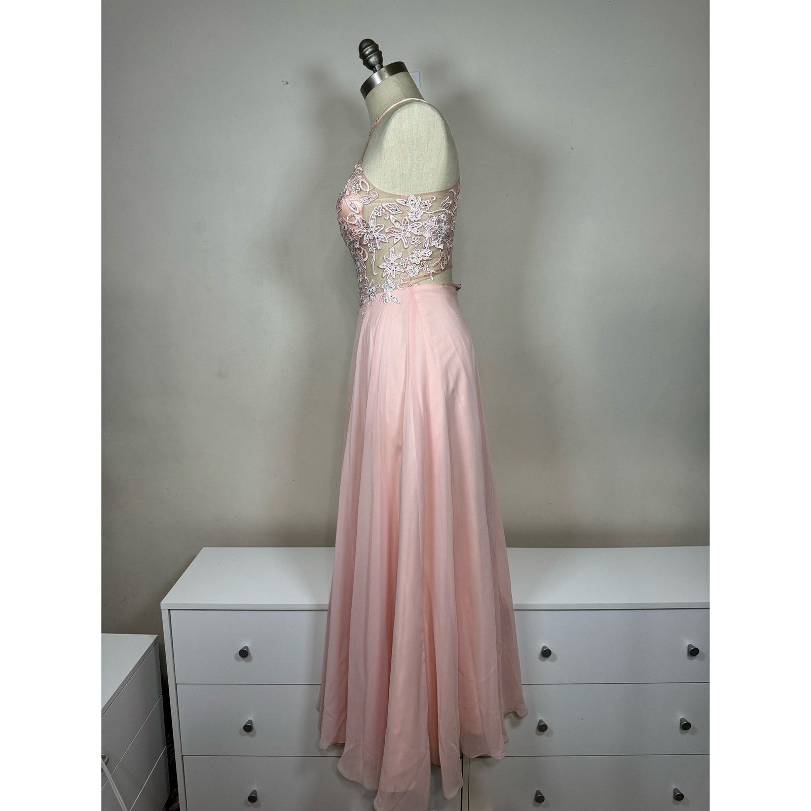 Unknown London Dancing Queen 2369 Embroidered Sheer Halter Chiffon Dress Size S / US 4 / IT 40 - 4 Thumbnail