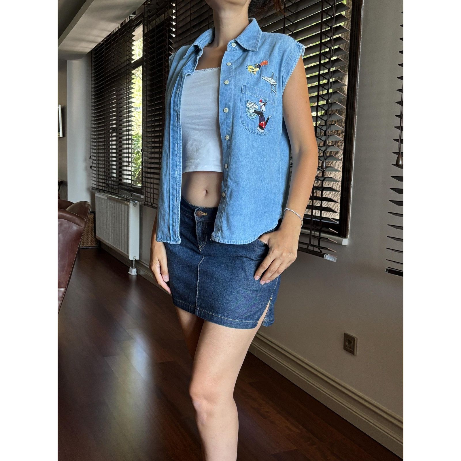 Warner Bros 1996 Warner Bros Denim Vest Tweety Sylvester Looney Archive Size US L / EU 52-54 / 3 - 2 Thumbnail