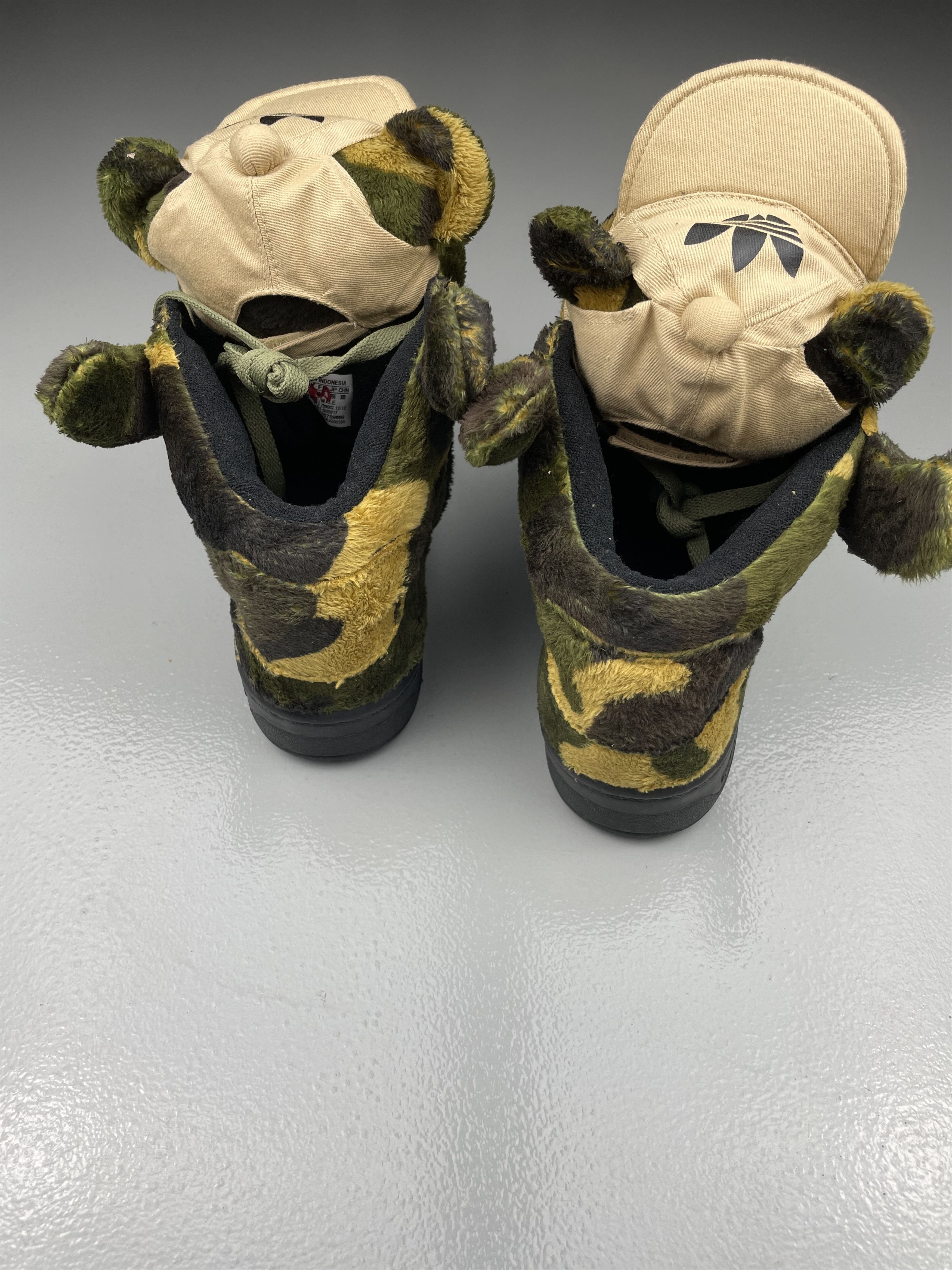 Adidas × Jeremy Scott adidas Originals by Jeremy Scott S/S 2013 JS Camo Bear Size US 7.5 / EU 40-41 - 4 Thumbnail