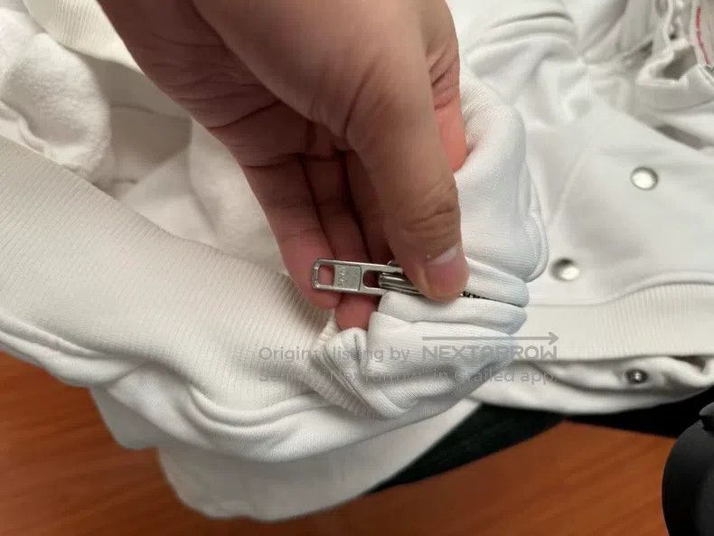 Walter Van Beirendonck Walter Van Beirendonck 22FW Show White zippered hoodie Size US XL / EU 56 / 4 - 6 Thumbnail