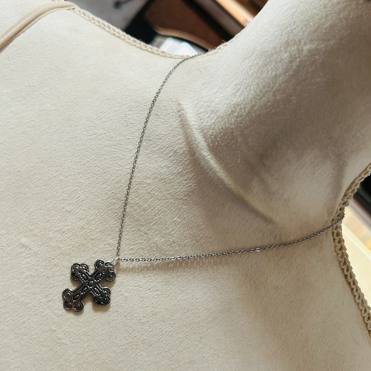 Handmade Handcrafted vintage aluminum filigree silver cross necklace Size ONE SIZE - 1 Thumbnail