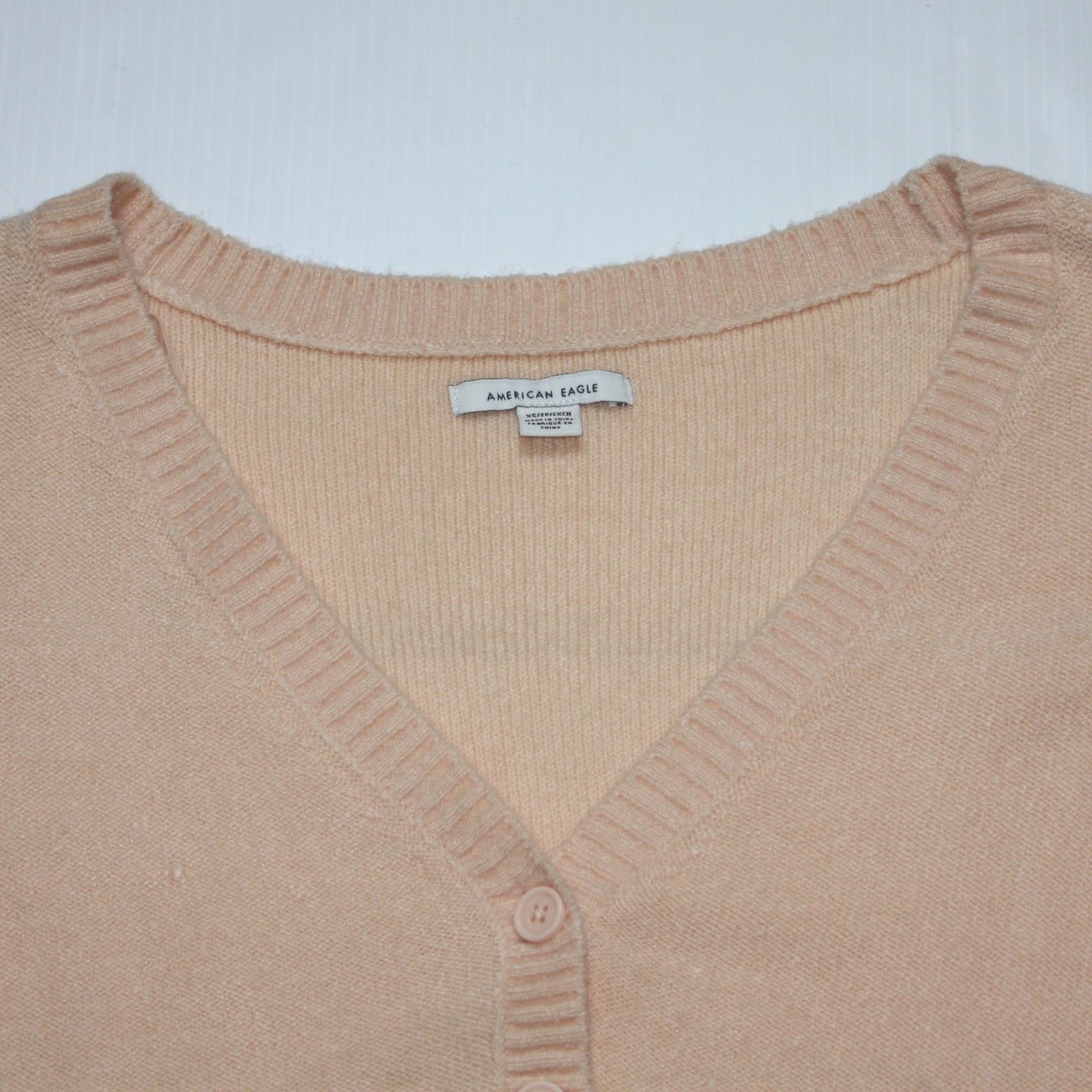 American Eagle Outfitters ]Cropped Button-up Cardigan Sweater in size XS Size XS / US 0-2 / IT 36-38 - 2 Thumbnail
