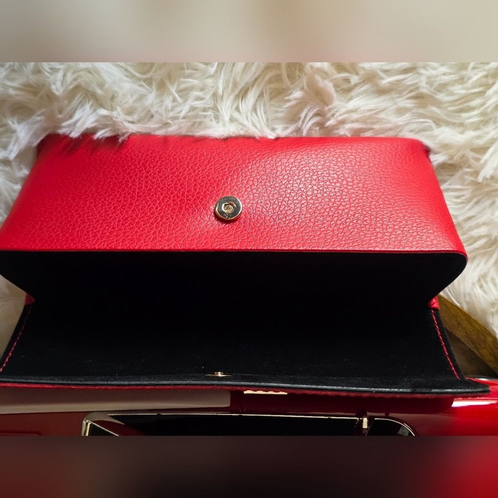 Guess Guess Vibrant Red Glasses Case Size ONE SIZE - 3 Thumbnail