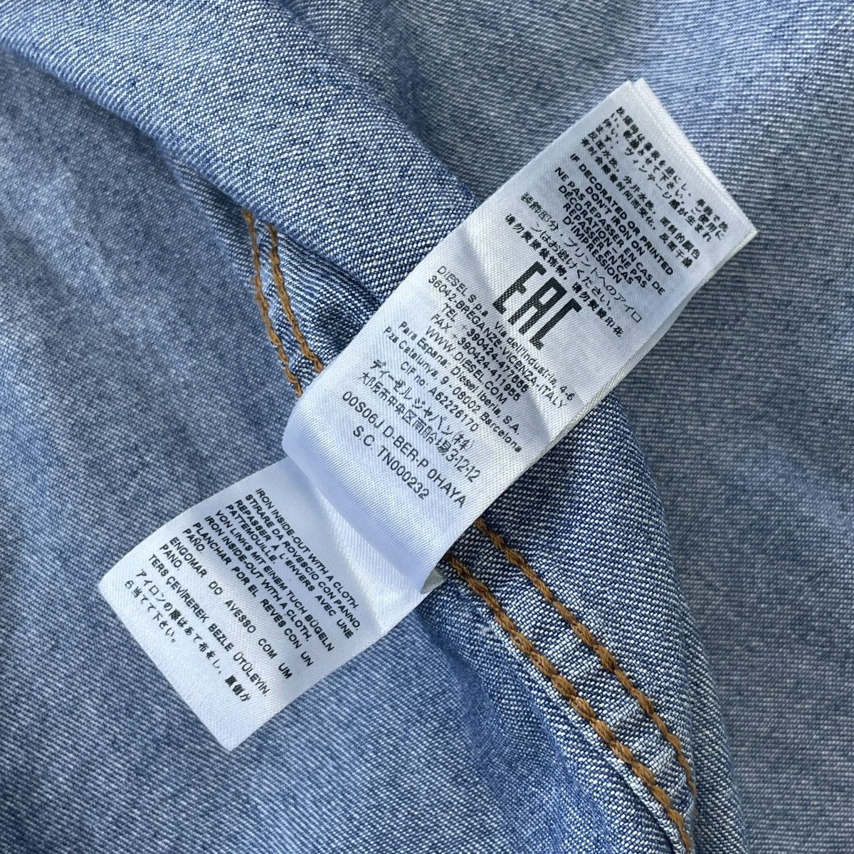 Diesel Diesel Button Shirt Size L Size US L / EU 52-54 / 3 - 16 Thumbnail
