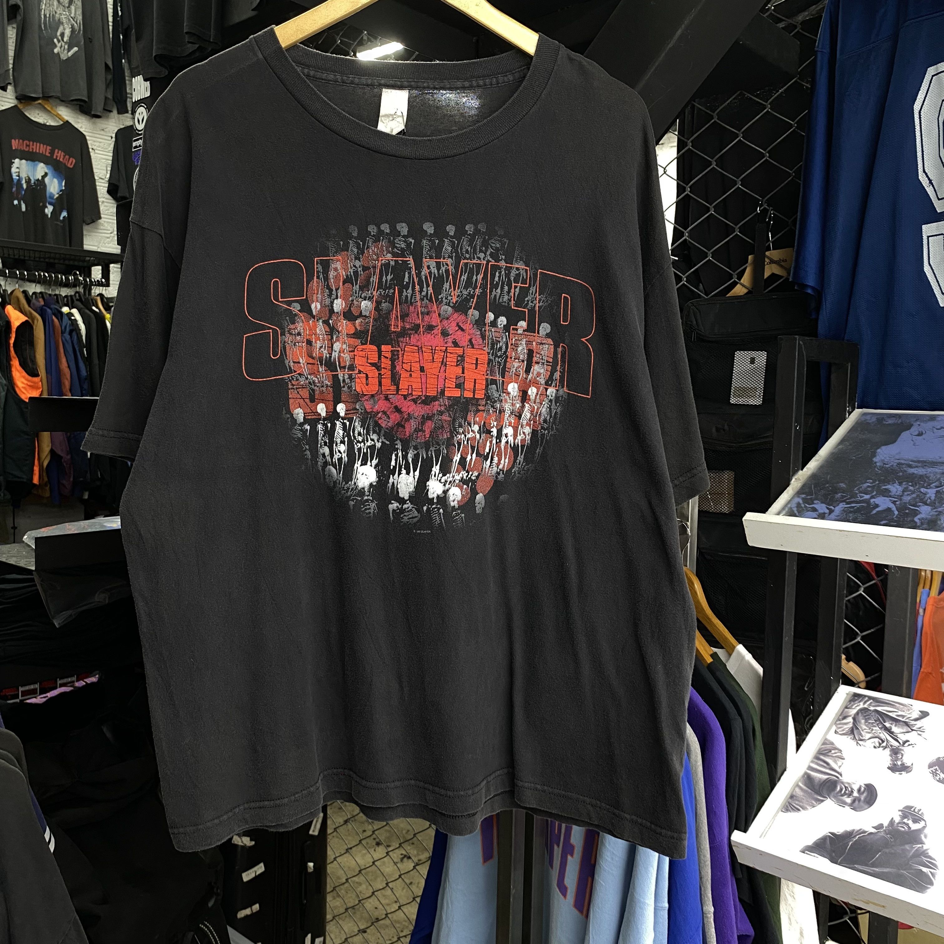 Band Tees SLAYER Vintage 90s Shirt Size US XL / EU 56 / 4 - 1 Thumbnail