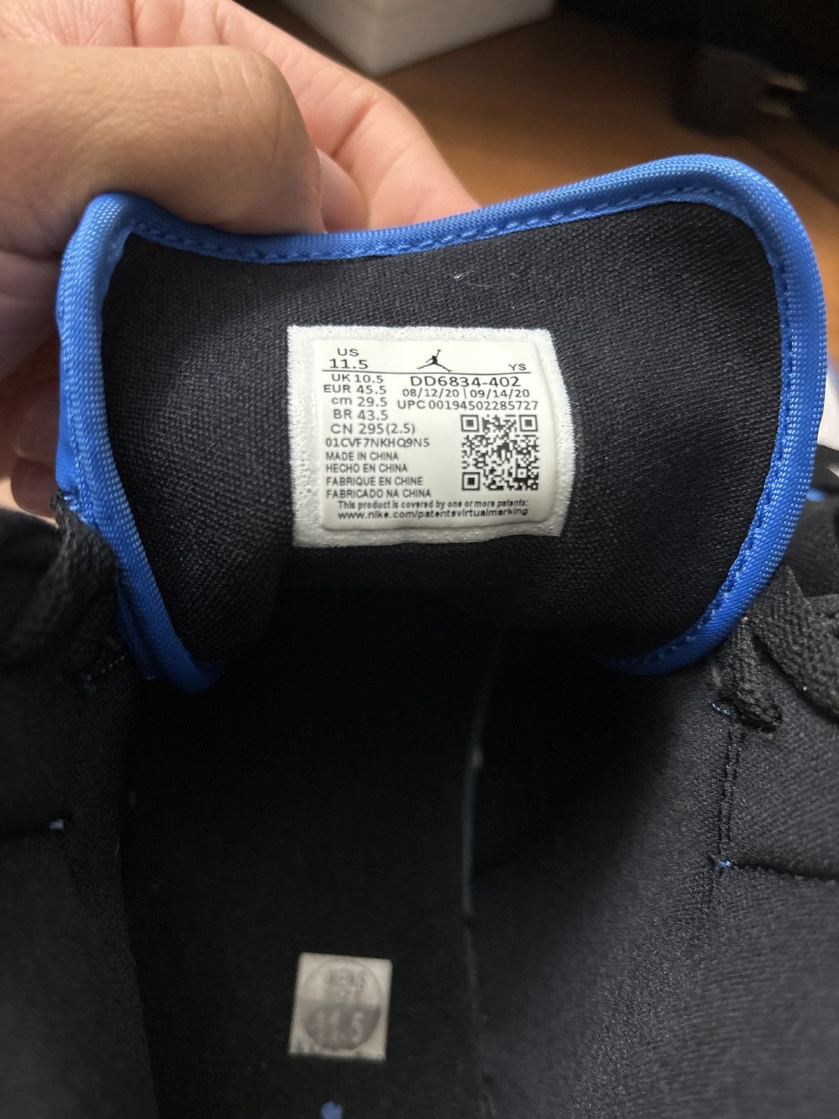 Jordan Brand jordan 1 mid Size US 11.5 / EU 44-45 - 6 Thumbnail