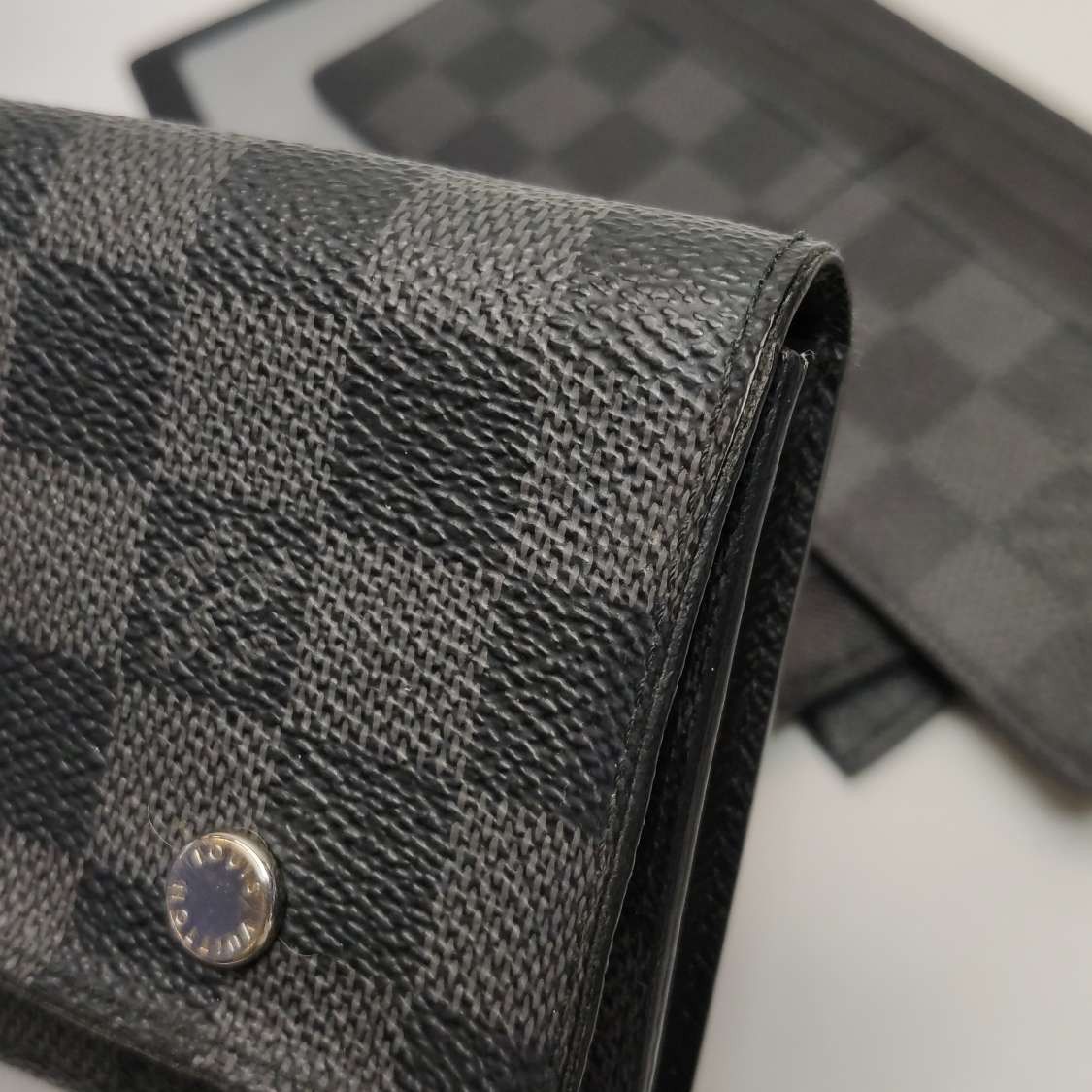 Louis Vuitton Louis Vuitton (LV) Checkerboard 4-in-1 Wallet -y2506 Size ONE SIZE - 9 Thumbnail