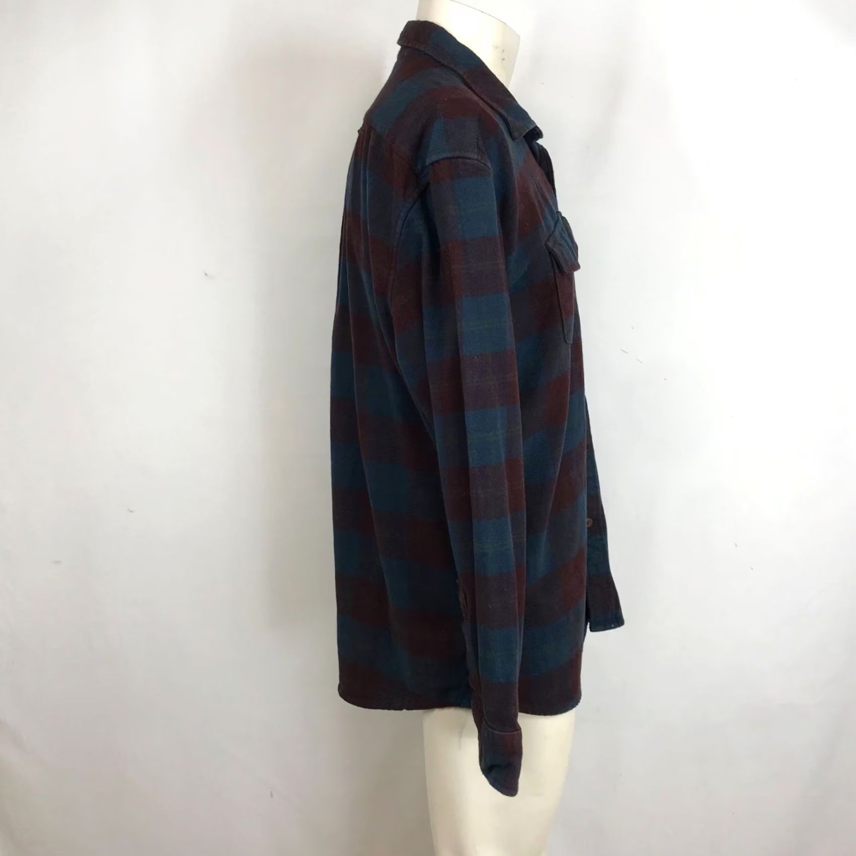 Grayers GRAYERS MEN'S XL BLUE & WINE PLAID LONG SLEEVE BUTTON FLANNEL SHIRT Size US XL / EU 56 / 4 - 4 Thumbnail