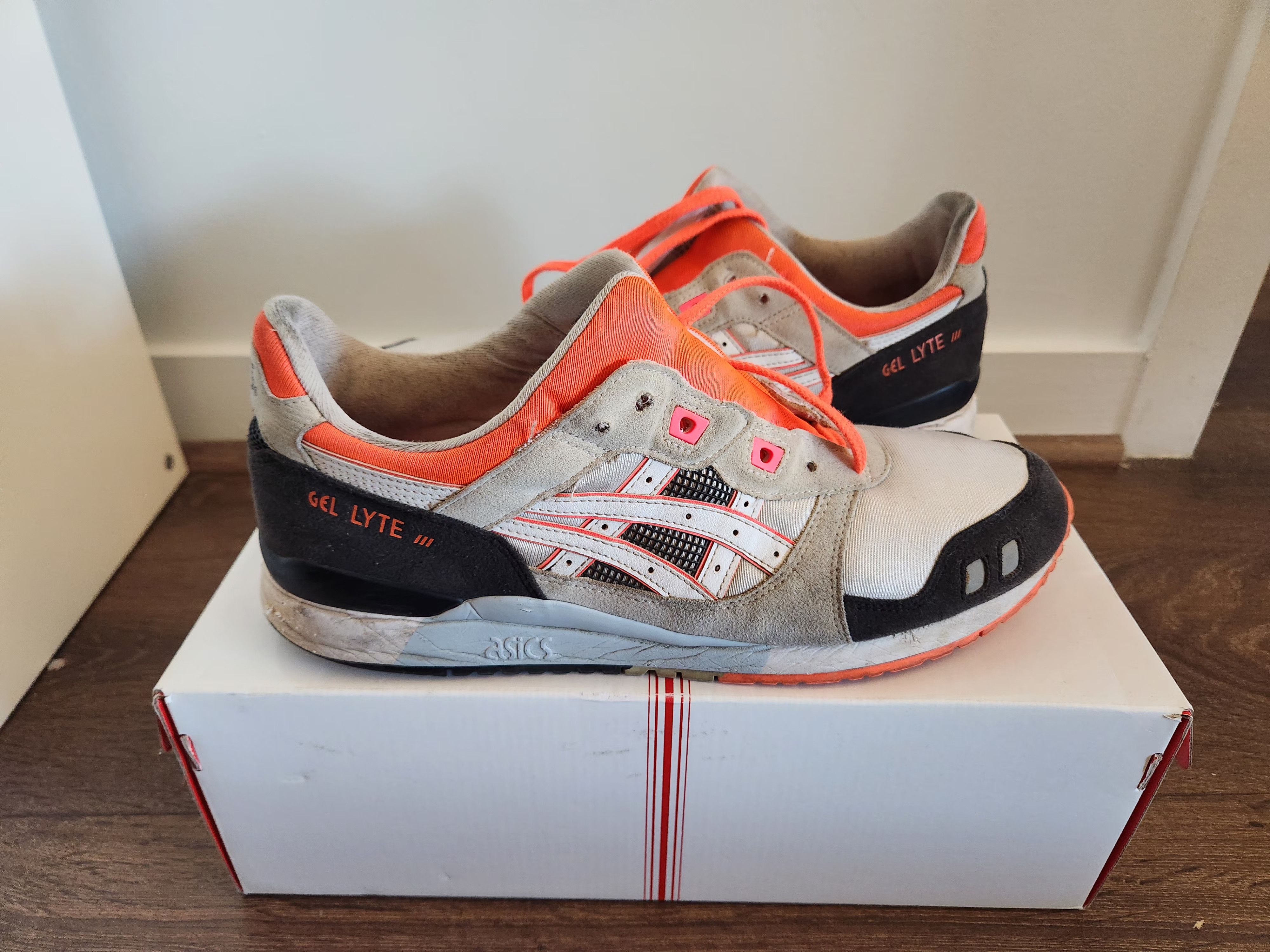 Asics Asics Gel Lyte III "Flash Coral" Size US 11.5 / EU 44-45 - 1 Thumbnail