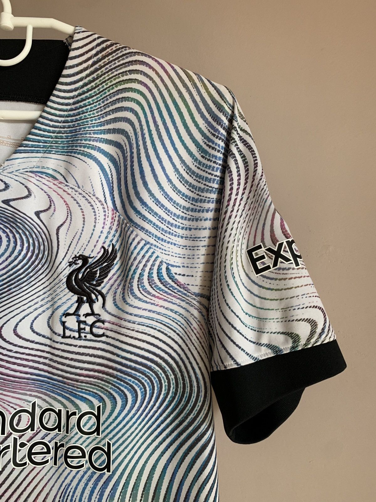 Nike Liverpool Away Football Shirt Nike Soccer Jersey Size M Size US M / EU 48-50 / 2 - 4 Thumbnail