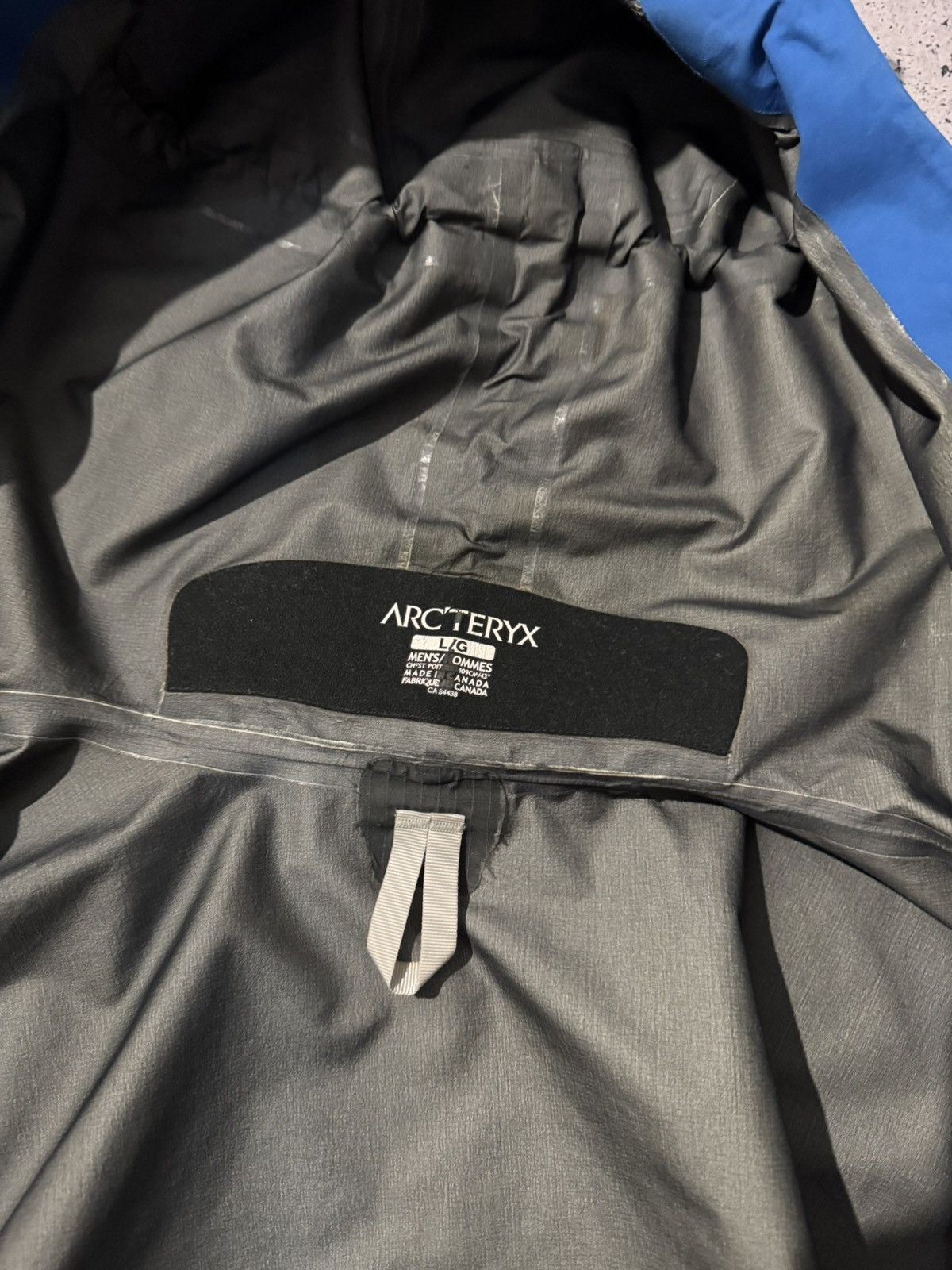 Arc'teryx Vintage Arcteryx Alpha SV Gore Tex Blue Jacket Size US L / EU 52-54 / 3 - 9 Thumbnail