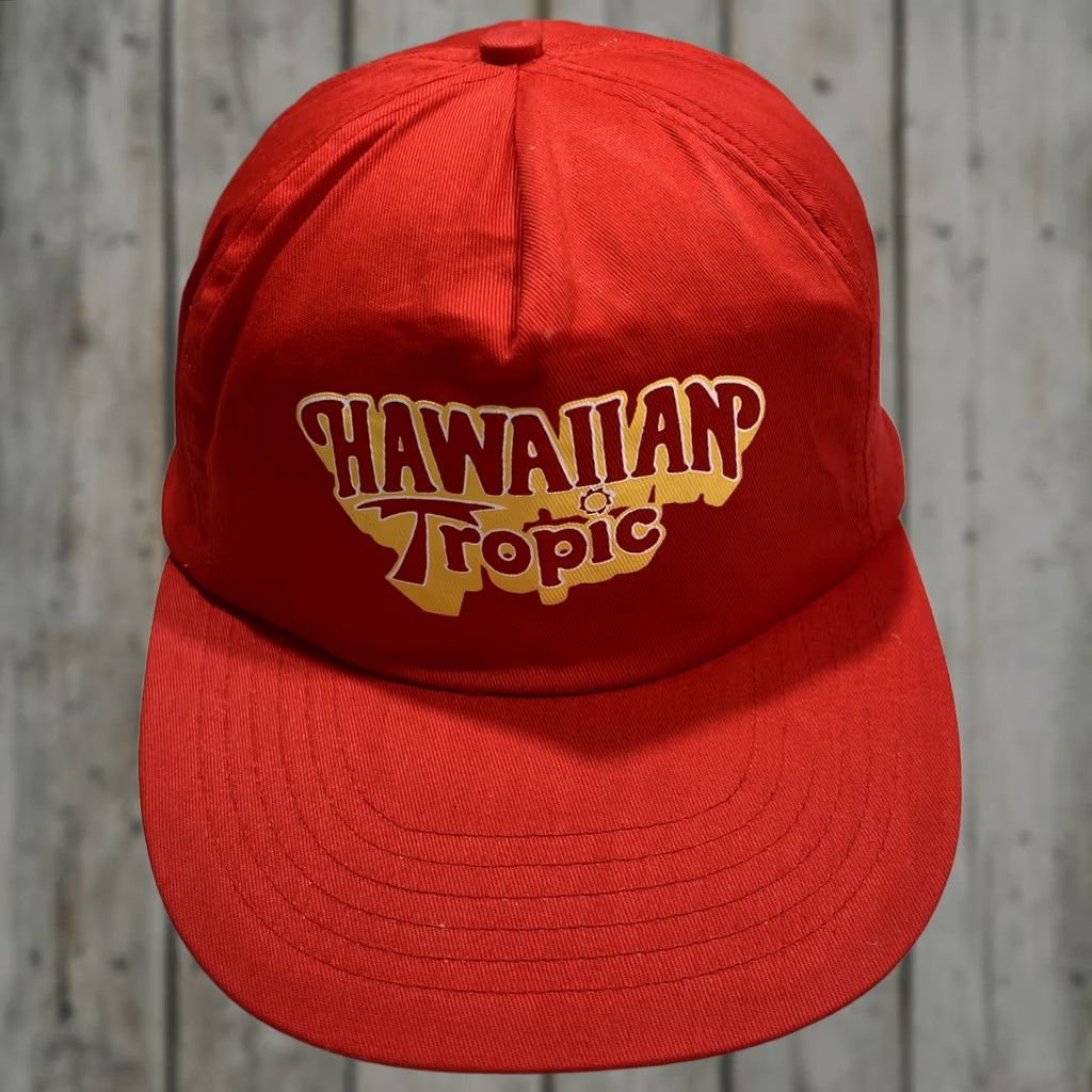 Vintage VINTAGE Hawaiian Tropic Snapback Hat Red Yellow Mens Size ONE SIZE - 1 Thumbnail