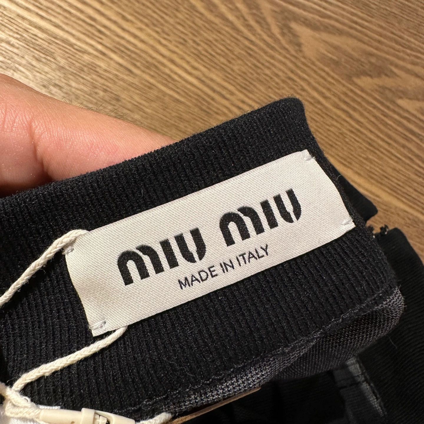 Miu Miu MIU MIU Logo Lettered Wool Pleated Skirt 36 Size XS / US 0-2 / IT 36-38 - 3 Thumbnail