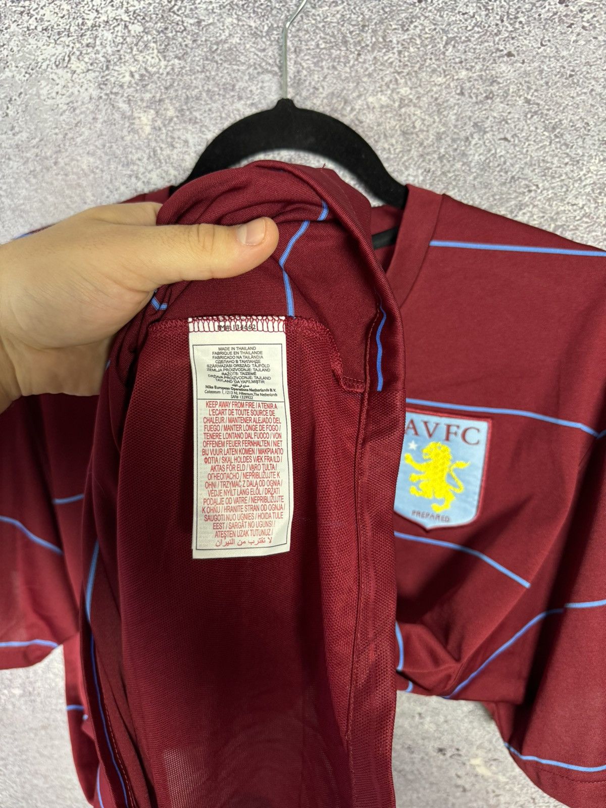 Nike × Vintage Vintage Aston Villa 2006 Nike Training Pre-Match Jersey Size US L / EU 52-54 / 3 - 10 Thumbnail