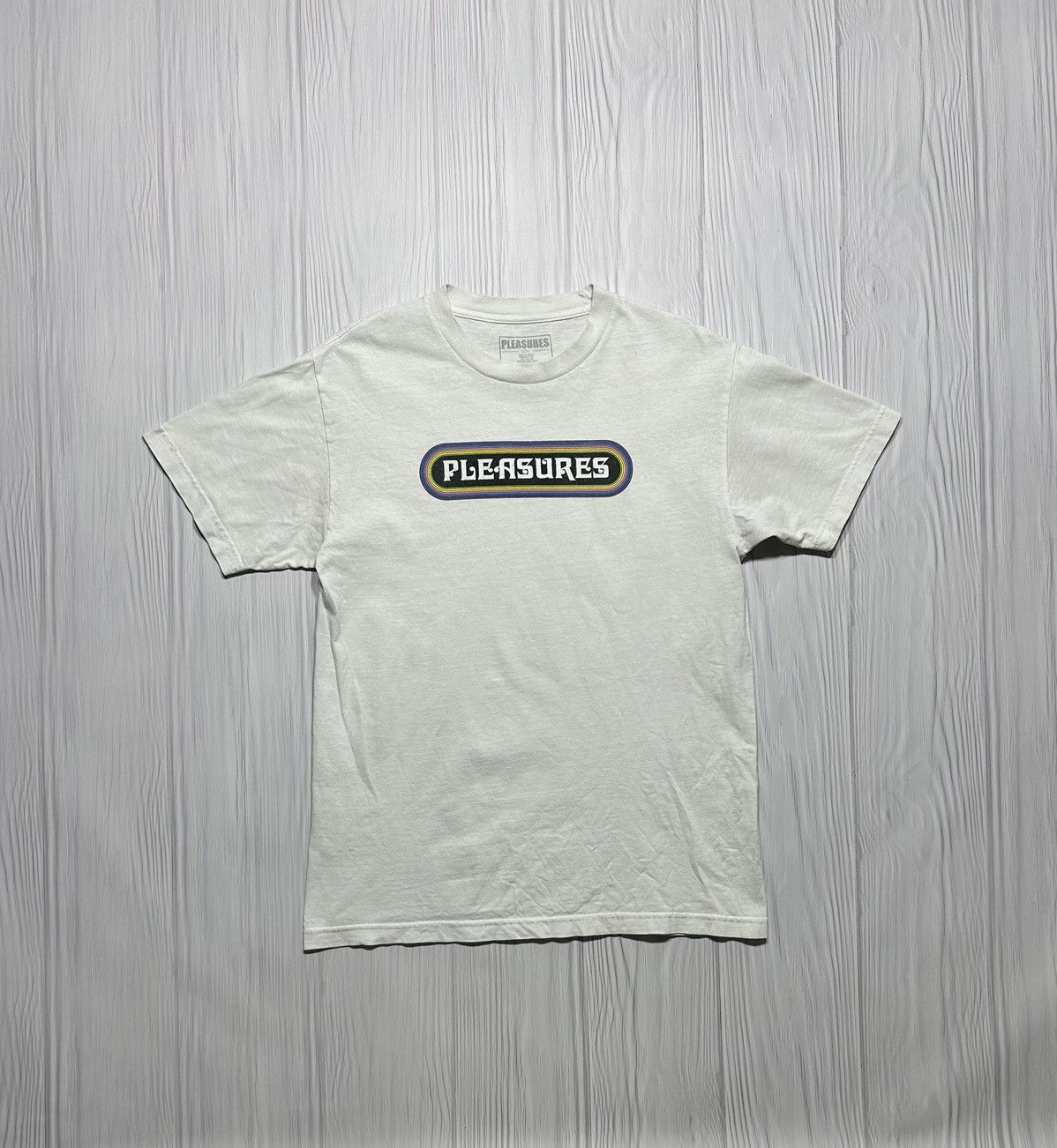 Pleasures × Vintage Pleasures Big Logo T-Shirt Size M Size US M / EU 48-50 / 2 - 1 Thumbnail