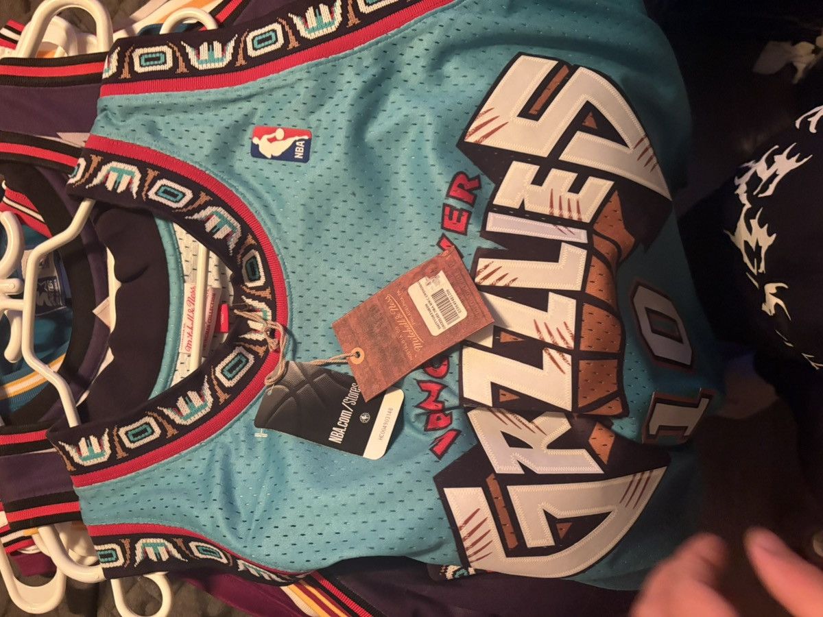 NBA Vancouver grizzlies Size US XL / EU 56 / 4 - 2 Thumbnail
