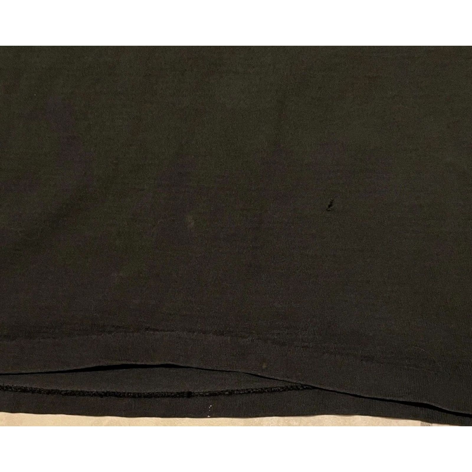 Vintage VINTAGE Star Trek Crew Faded Sleeping Shirt Mens T-Shirt 90s Black Space Sci Fi TV Movie The Hundreds Spaceship Graphic Tee Size US M / EU 48-50 / 2 - 4 Thumbnail
