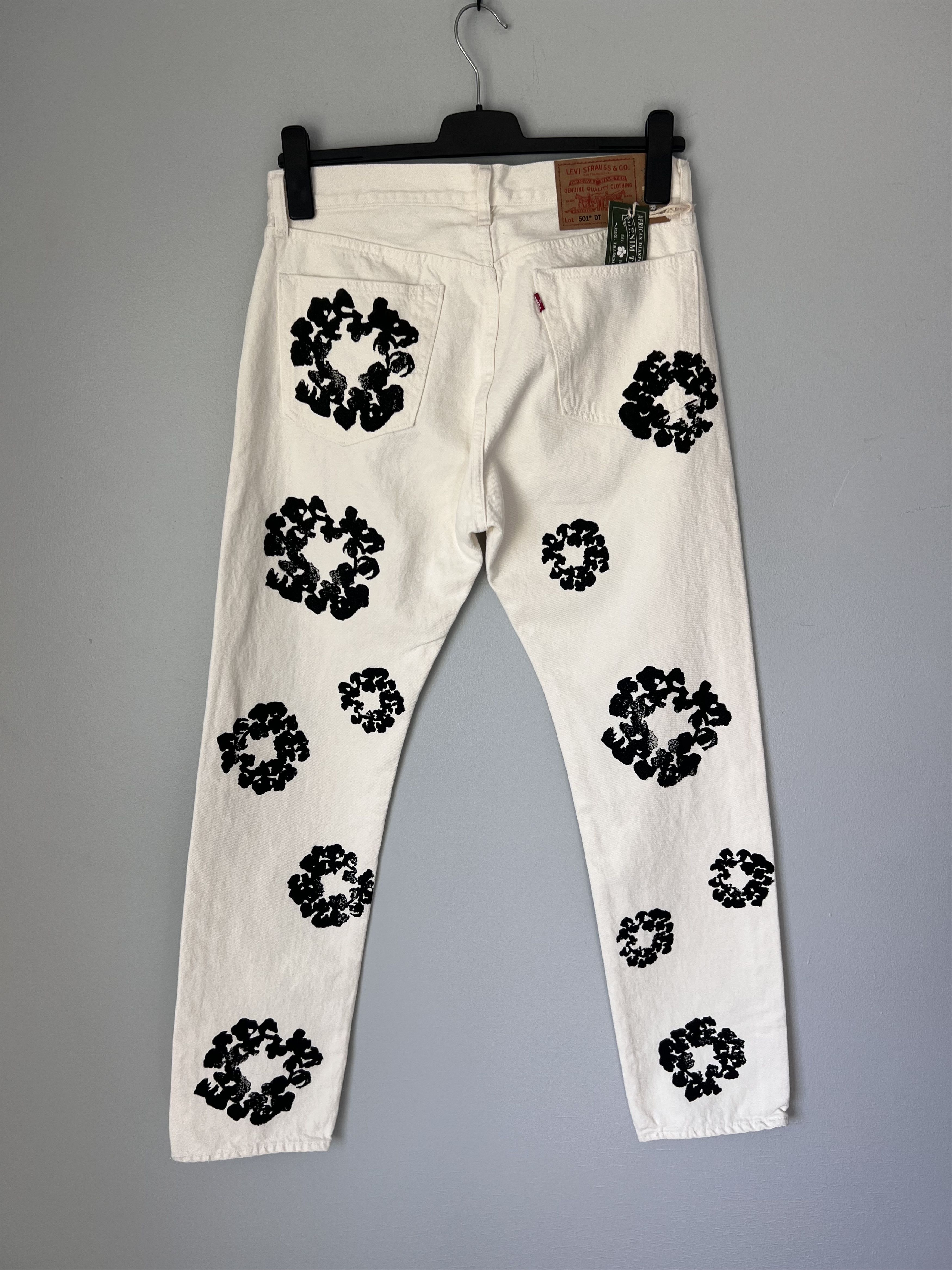 DENIM TEARS × Levi's Denim Tears Levi's Cotton Wreath Jeans in White Size US 36 / EU 52 - 5 Thumbnail
