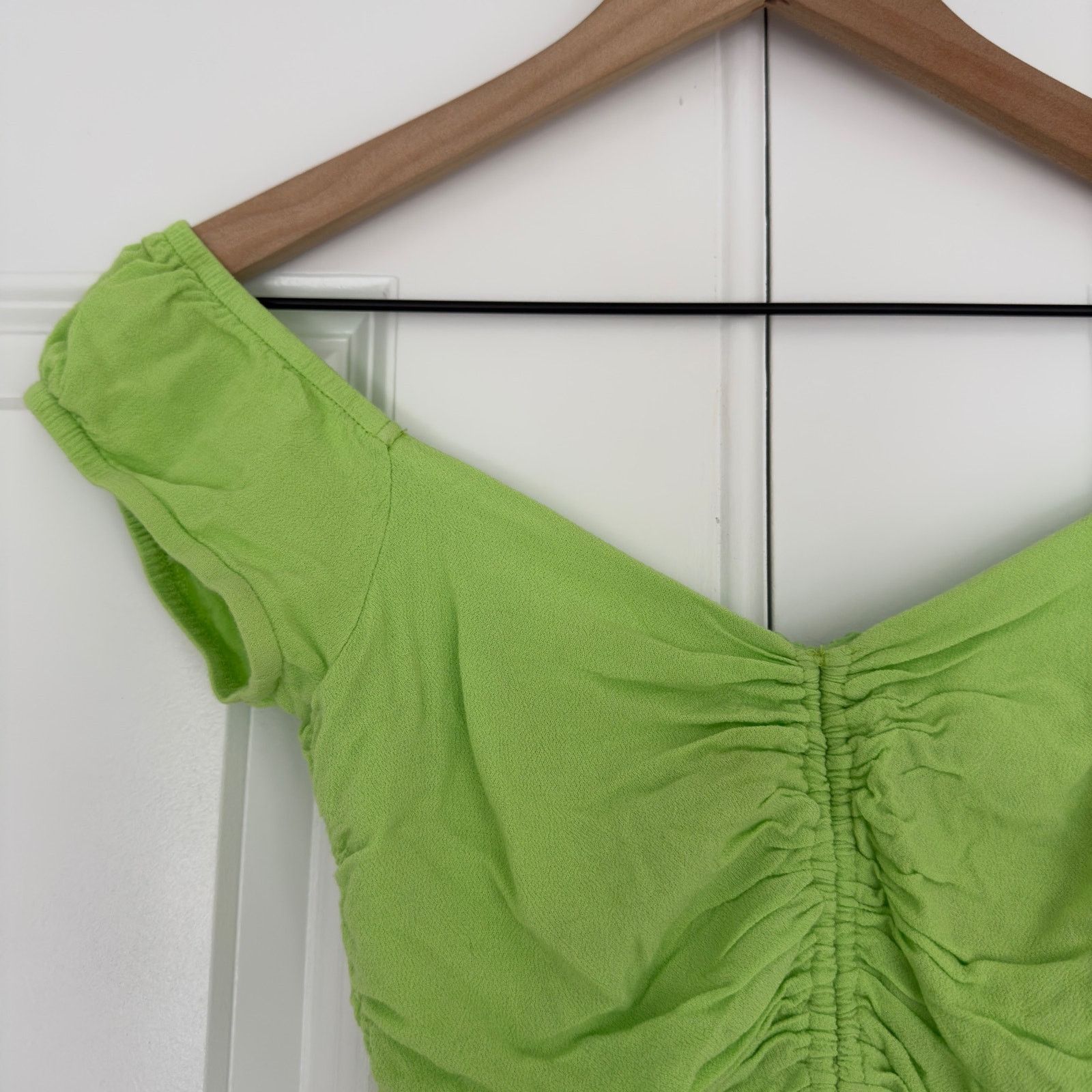 PRINCESS POLLY Princess Polly Darshan Top Lime cropped cinched ruched front Size XS / US 0-2 / IT 36-38 - 5 Thumbnail