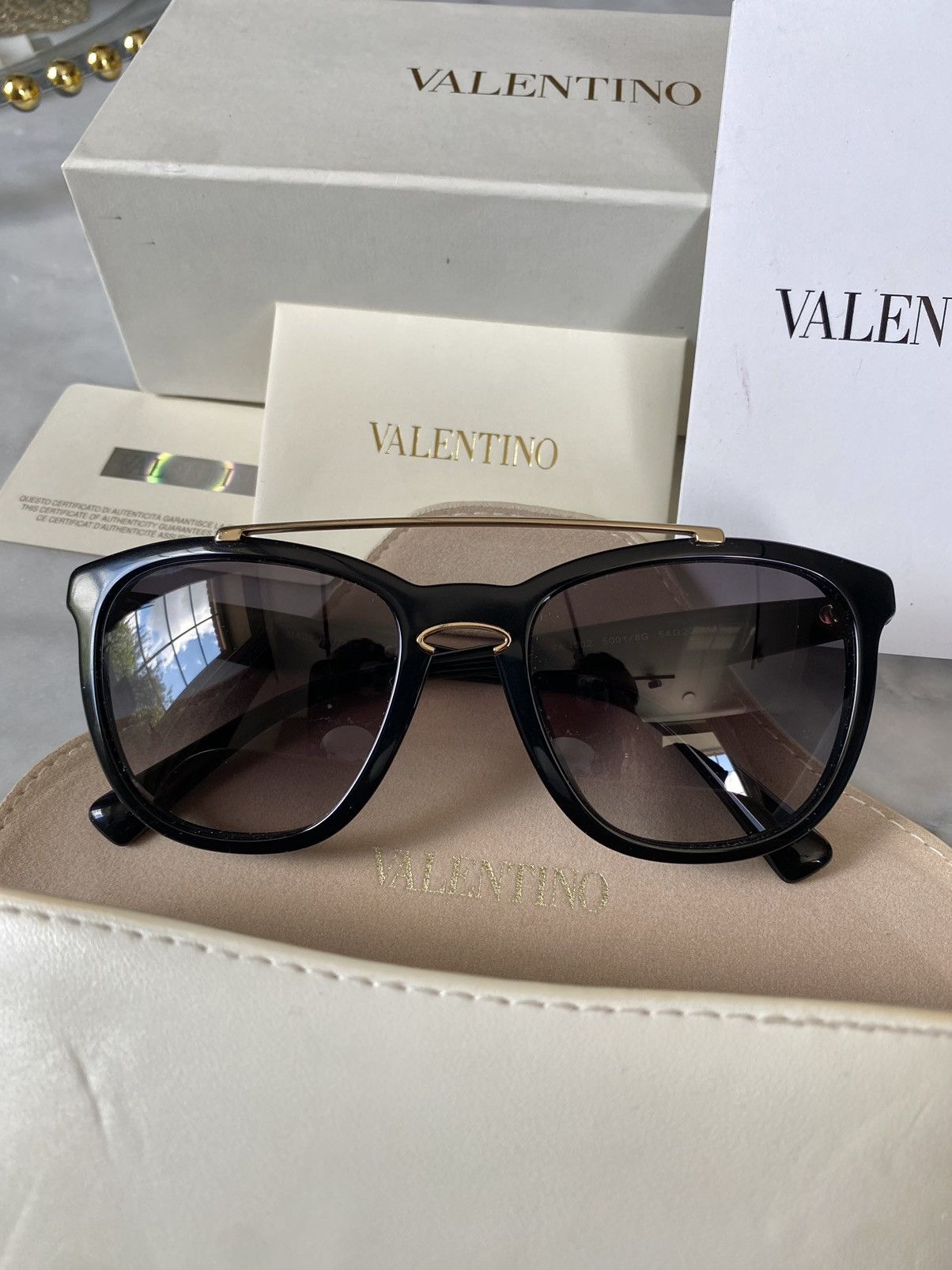 Valentino Oversized Valentino sunglasses Size ONE SIZE - 1 Thumbnail