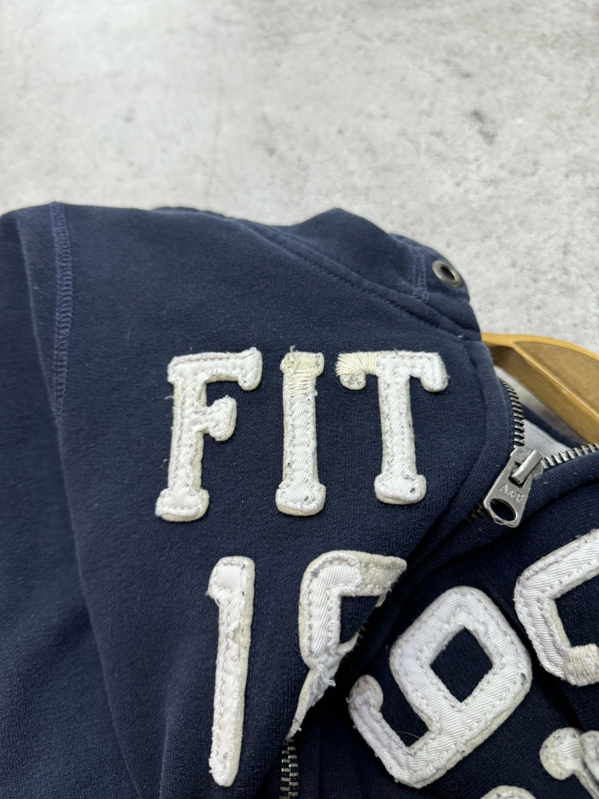 Abercrombie & Fitch Vintage Distressed Logo Double Zip Abercrombie Hoodie Size US M / EU 48-50 / 2 - 7 Thumbnail