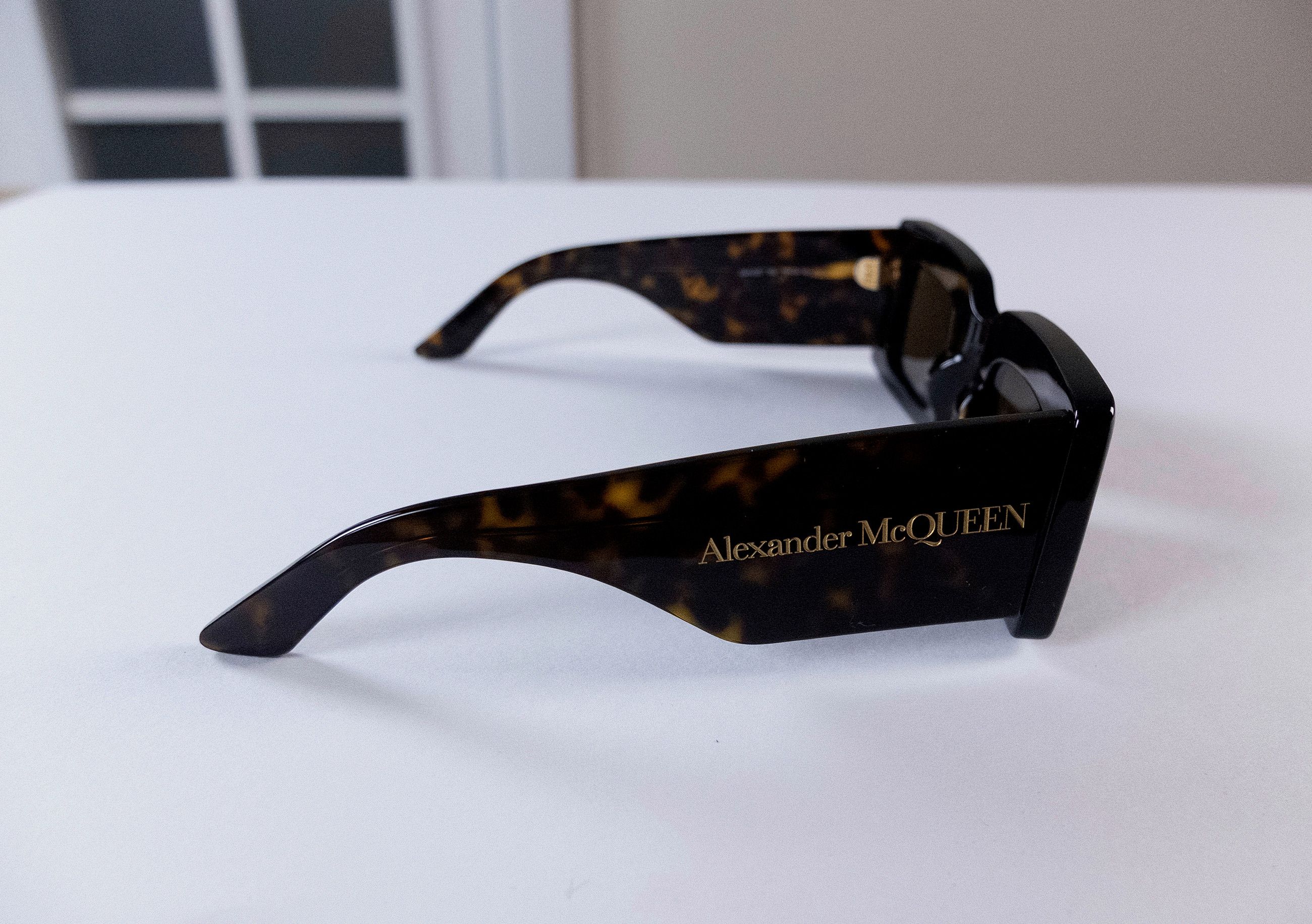 Alexander McQueen ALEXANDER MCQUEEN tortoise shell rectangle frame sunglasses Size ONE SIZE - 6 Thumbnail