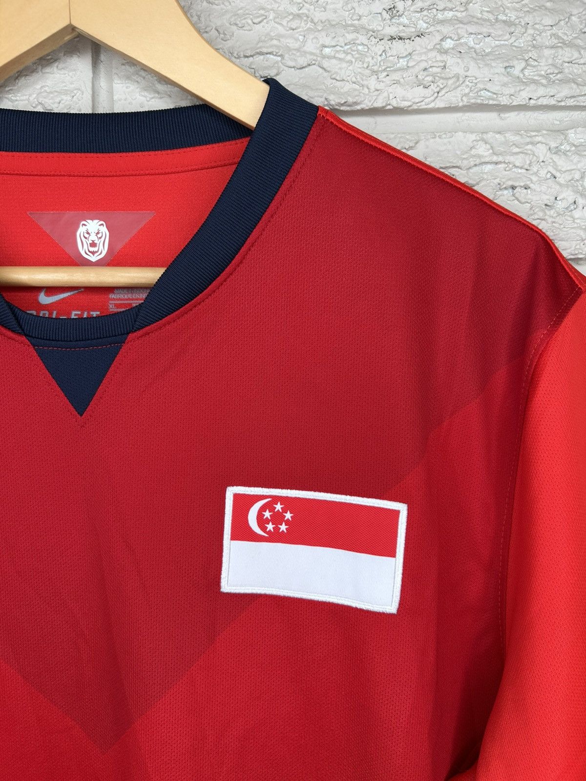 Nike Nike Singapore National Team 2014 Home Jersey Size US XL / EU 56 / 4 - 5 Thumbnail