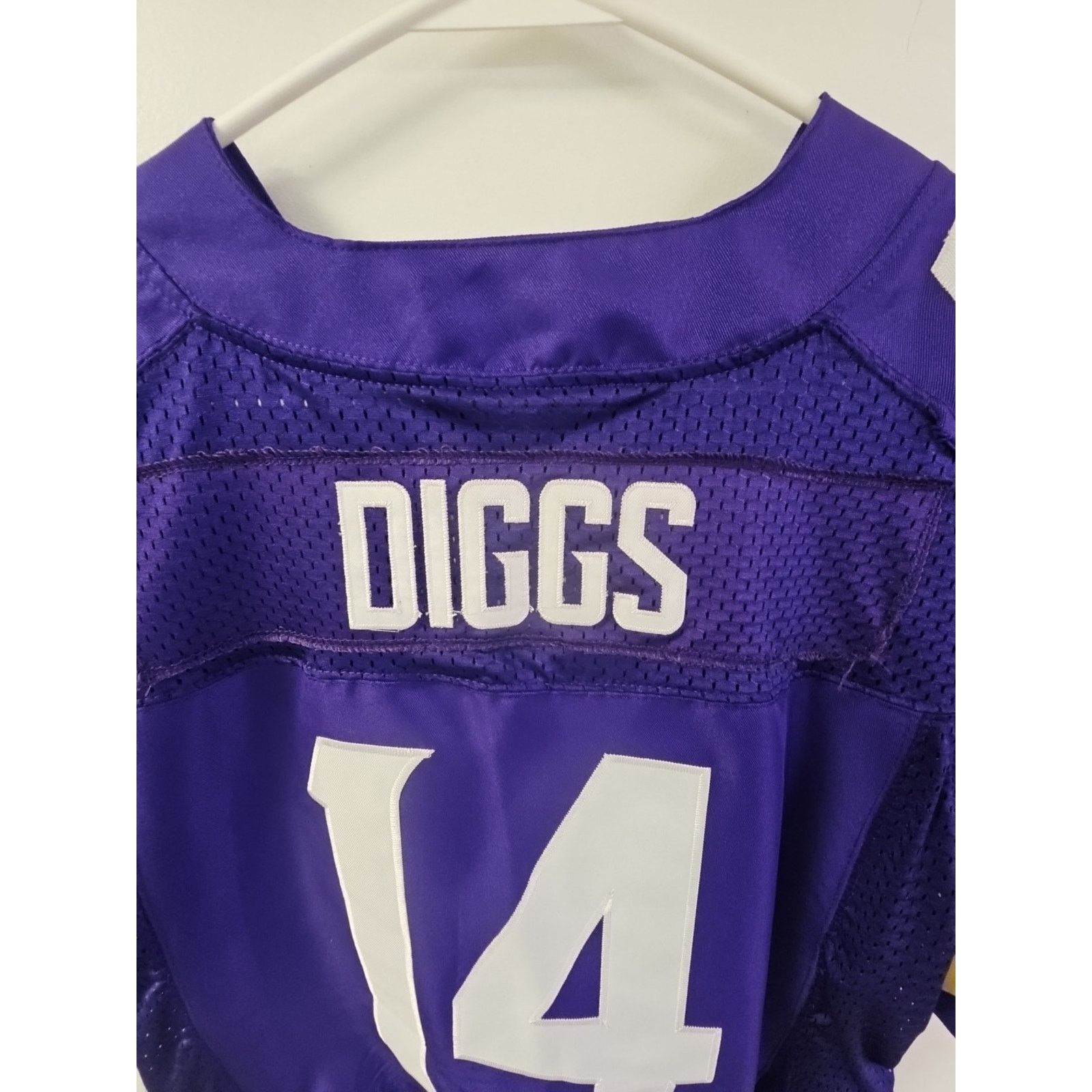 Nike Nike Minnesota Vikings Stefon Diggs Stitched Jersey Size 40 Size US M / EU 48-50 / 2 - 10 Thumbnail