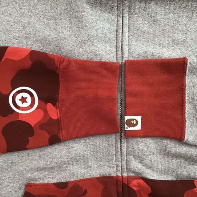 Bape BAPE Grey x Red camo shark full zip hoodie a bathing ape Size US L / EU 52-54 / 3 - 6 Thumbnail