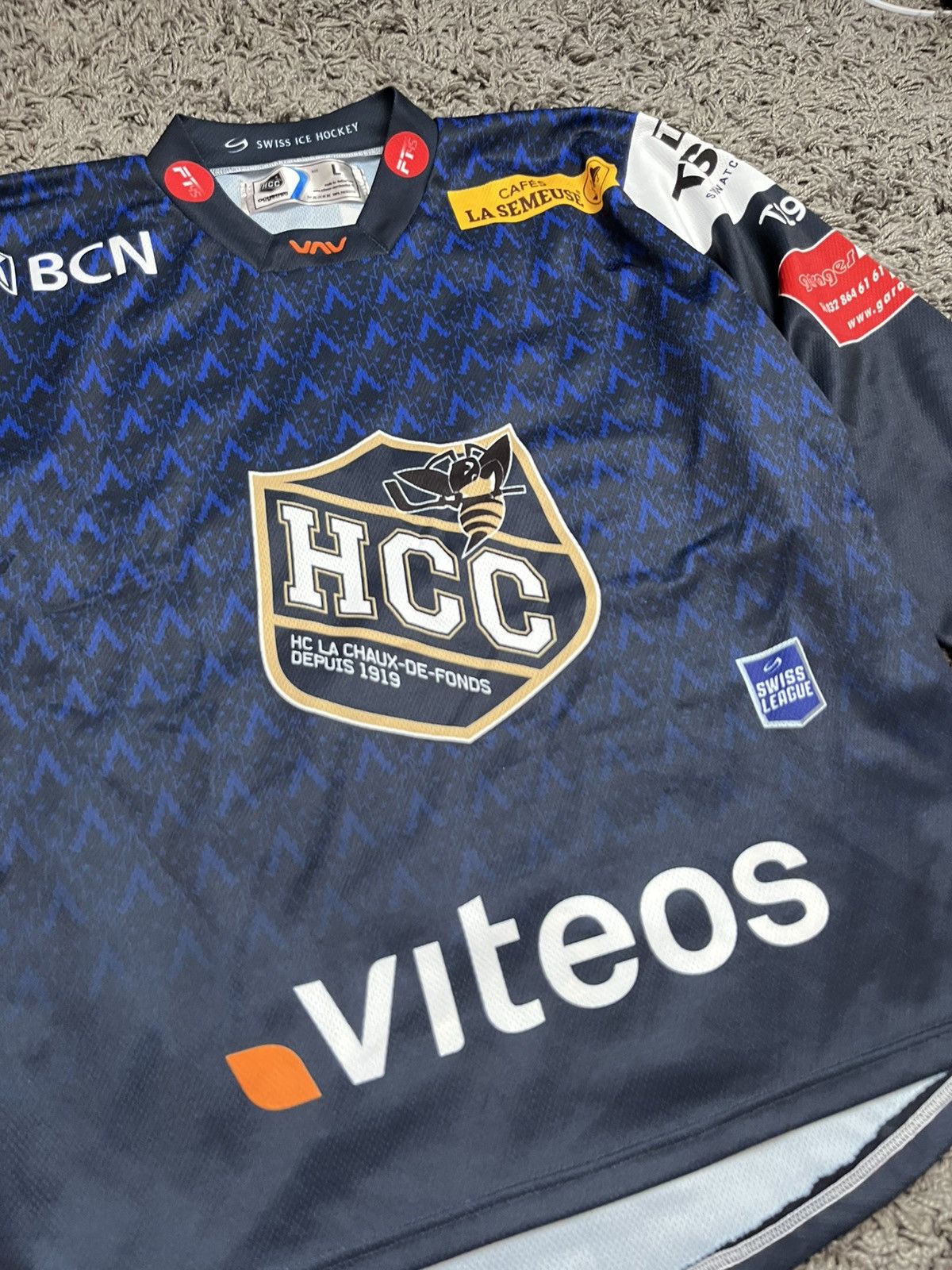 Vintage HCC La Chaux-de-Fonds Ochsner Hockey Jersey Size L Size US L / EU 52-54 / 3 - 3 Thumbnail