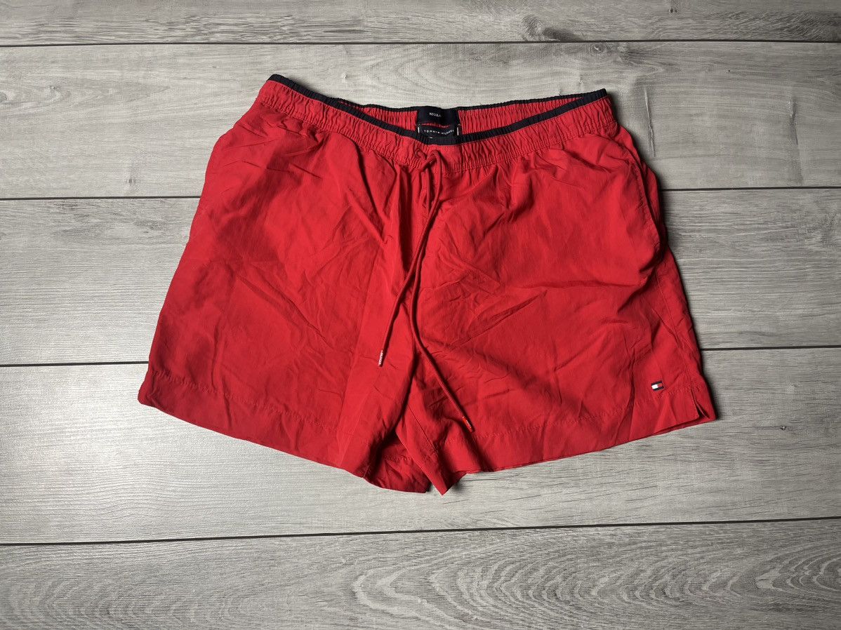 Tommy Hilfiger Tommy Hilfiger shorts swimmer size XLarge regular Size US 36 / EU 52 - 1 Thumbnail