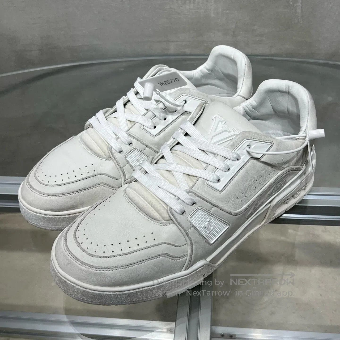 Louis Vuitton Louis Vuitton Trainer aged white shoes Size US 7.5 / EU 40-41 - 1 Thumbnail
