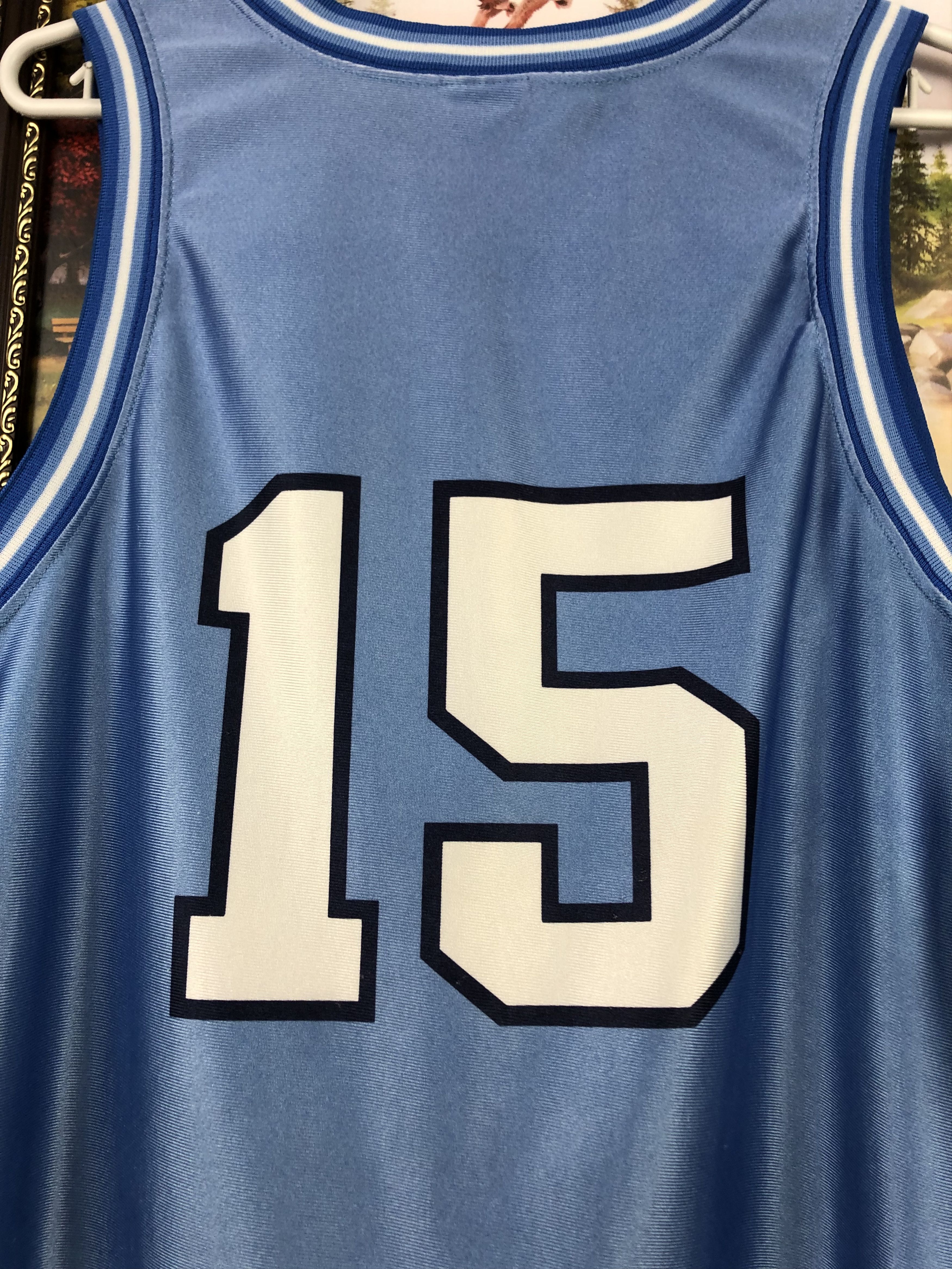 NBA Vintage 90's Nike North Carolina #15 Basketball Jersey NCAA Size US M / EU 48-50 / 2 - 14 Thumbnail