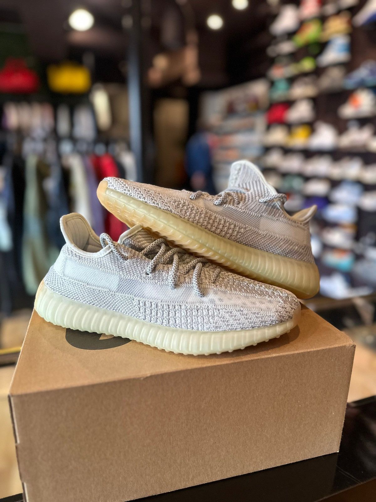 Yeezy Yeezy 350 Boost Yeshaya DS OG Size 8 Size US 8 / EU 41 - 1 Thumbnail