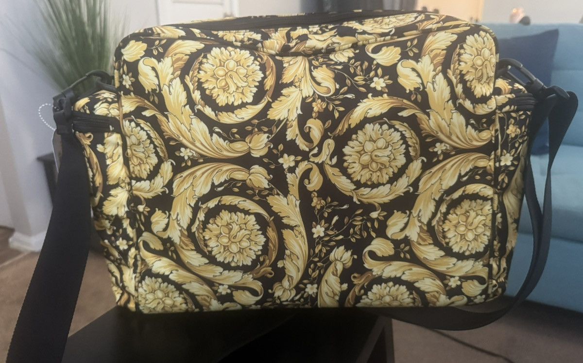 Versace Barocco Print Diaper Bag Size ONE SIZE - 5 Thumbnail