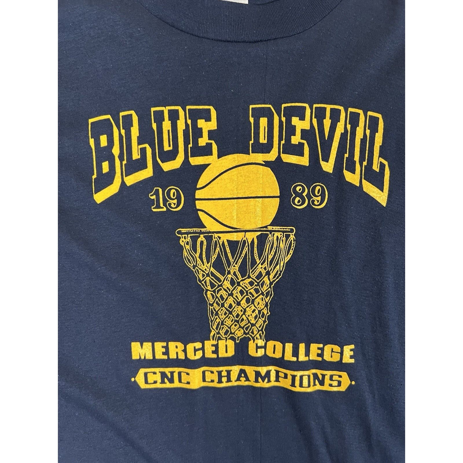 Champion Vintage Merced College Blue Devils Basketball Champions T-Sh Size US XXL / EU 58 / 5 - 2 Thumbnail