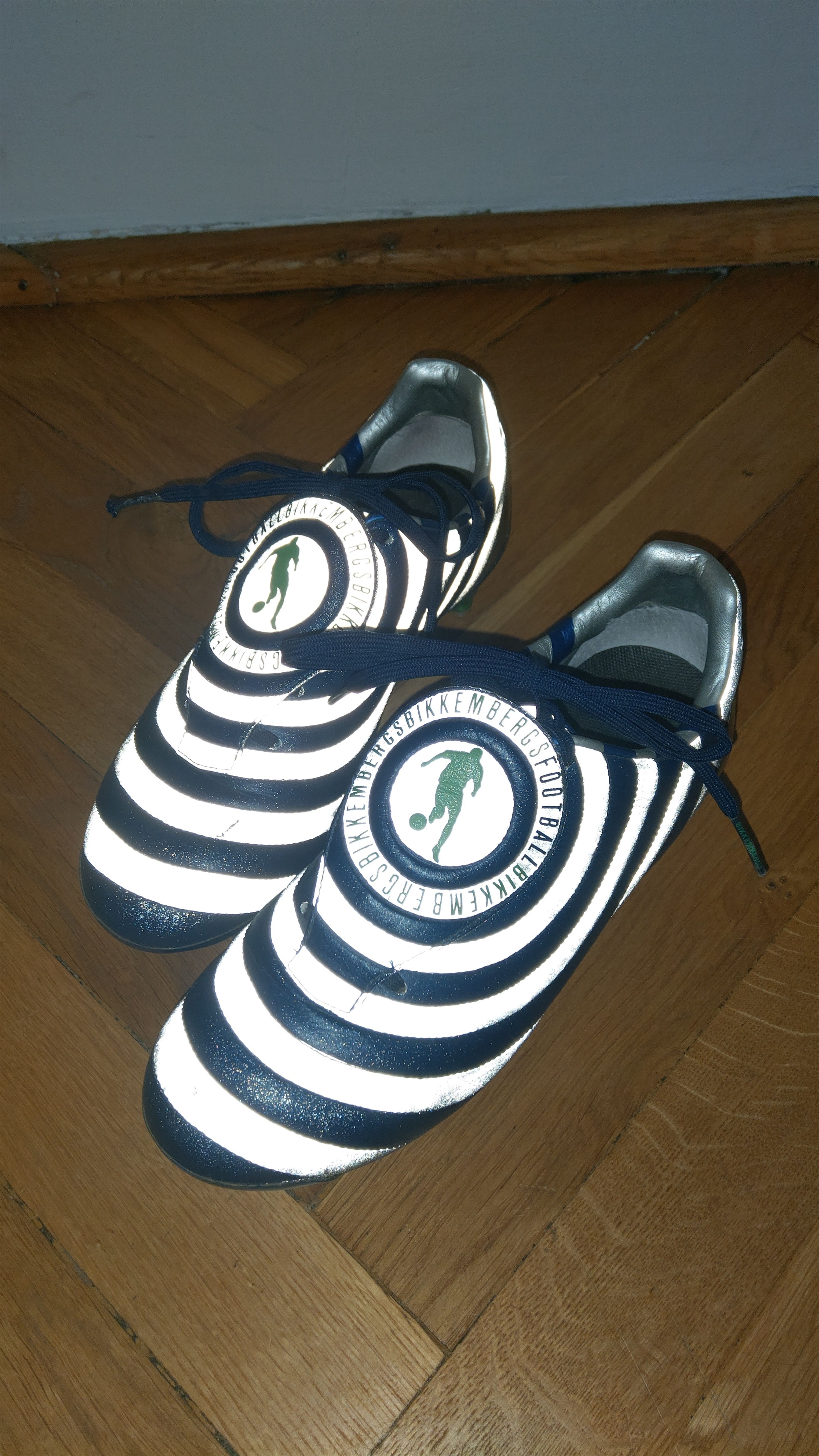 靴 DIRK BIKKEMBERGS FOOTBALL SHOES Y2K Dirk Bikkembergs Vintage Soccer Trainers Shoes DB Football