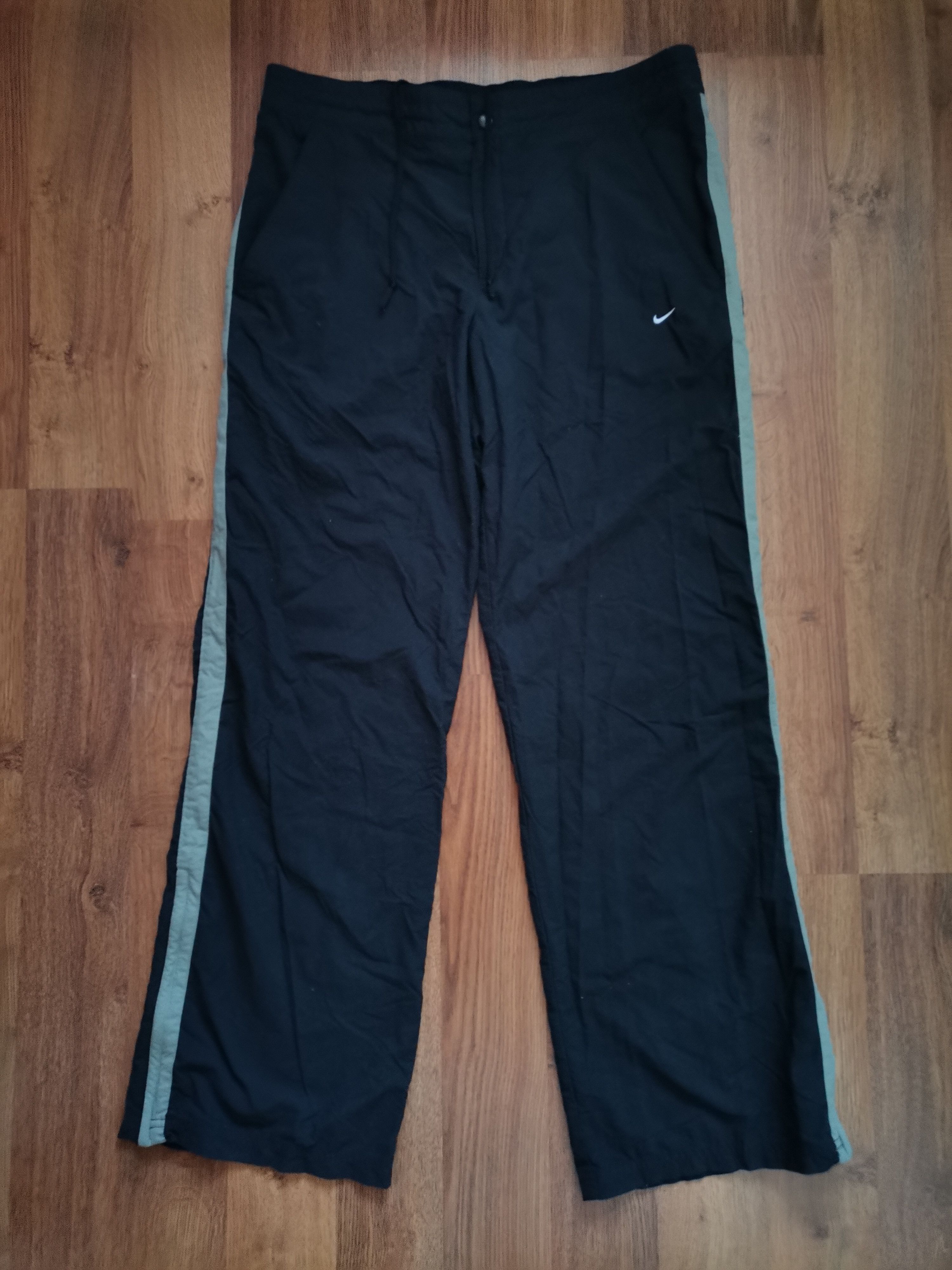Nike Vintage Nike Trackpants Size US 32 / EU 48 - 1 Thumbnail